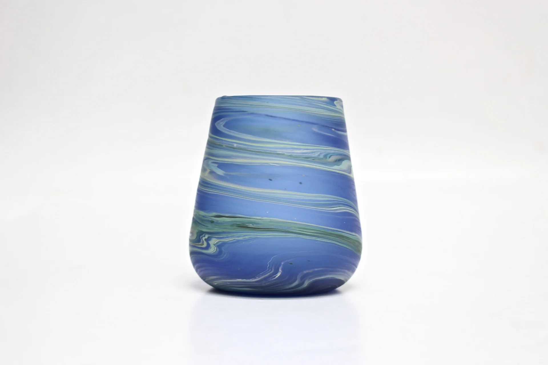 Glass vase or tumbler made from recycled glass