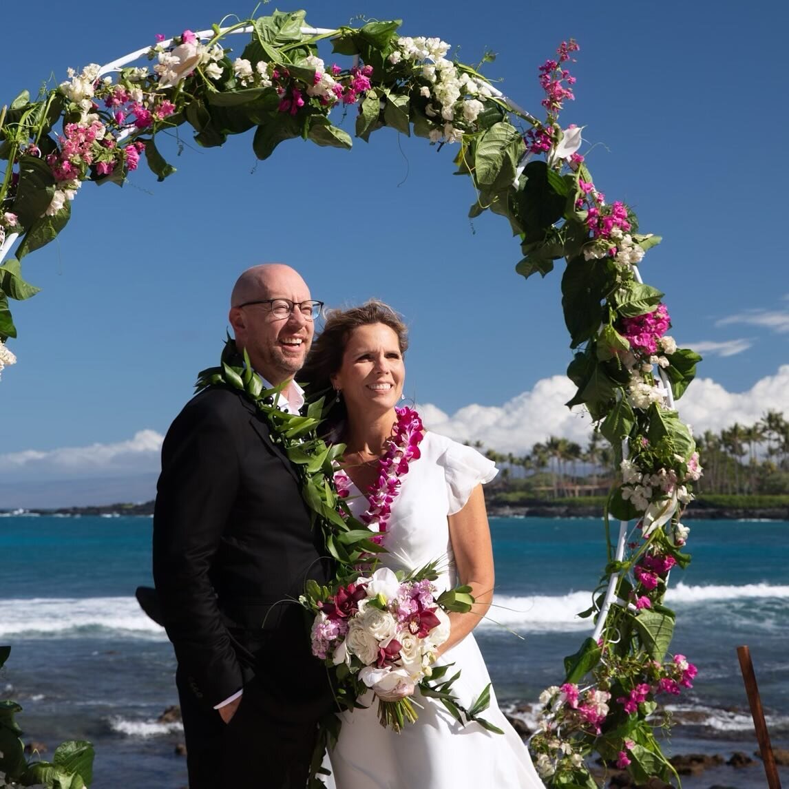 Congratulations Tina &amp; Dave. Our couple from Utah married under our circular wedding arch we had made from reclaimed metals. The circle symbolizes unity and everlasting love. #weddinginspiration #weddingarch #circularweddingarch #beachweddings #w