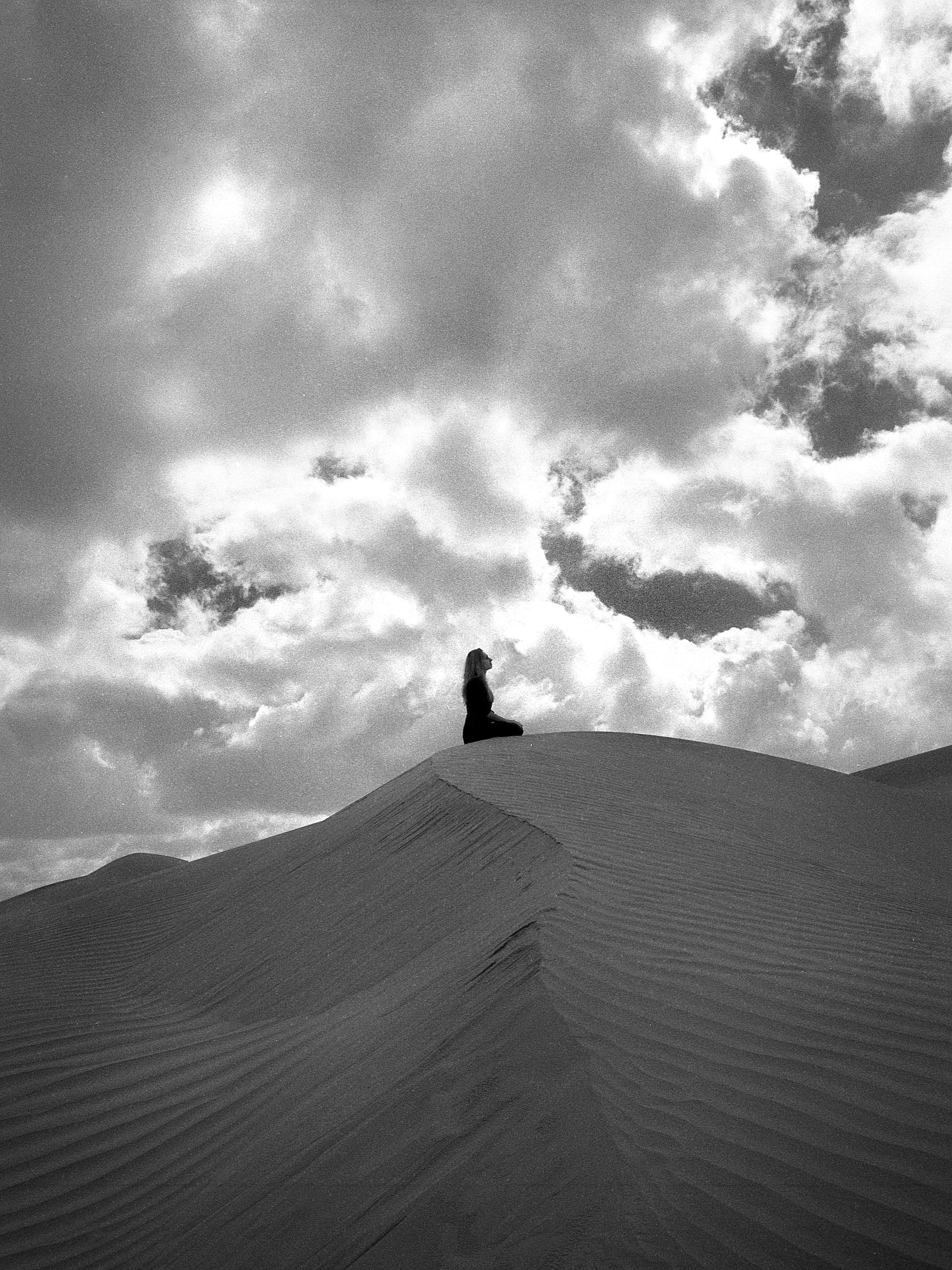   Bond , Silver Gelatin Print, 11"x14"   Muscat , Oman 