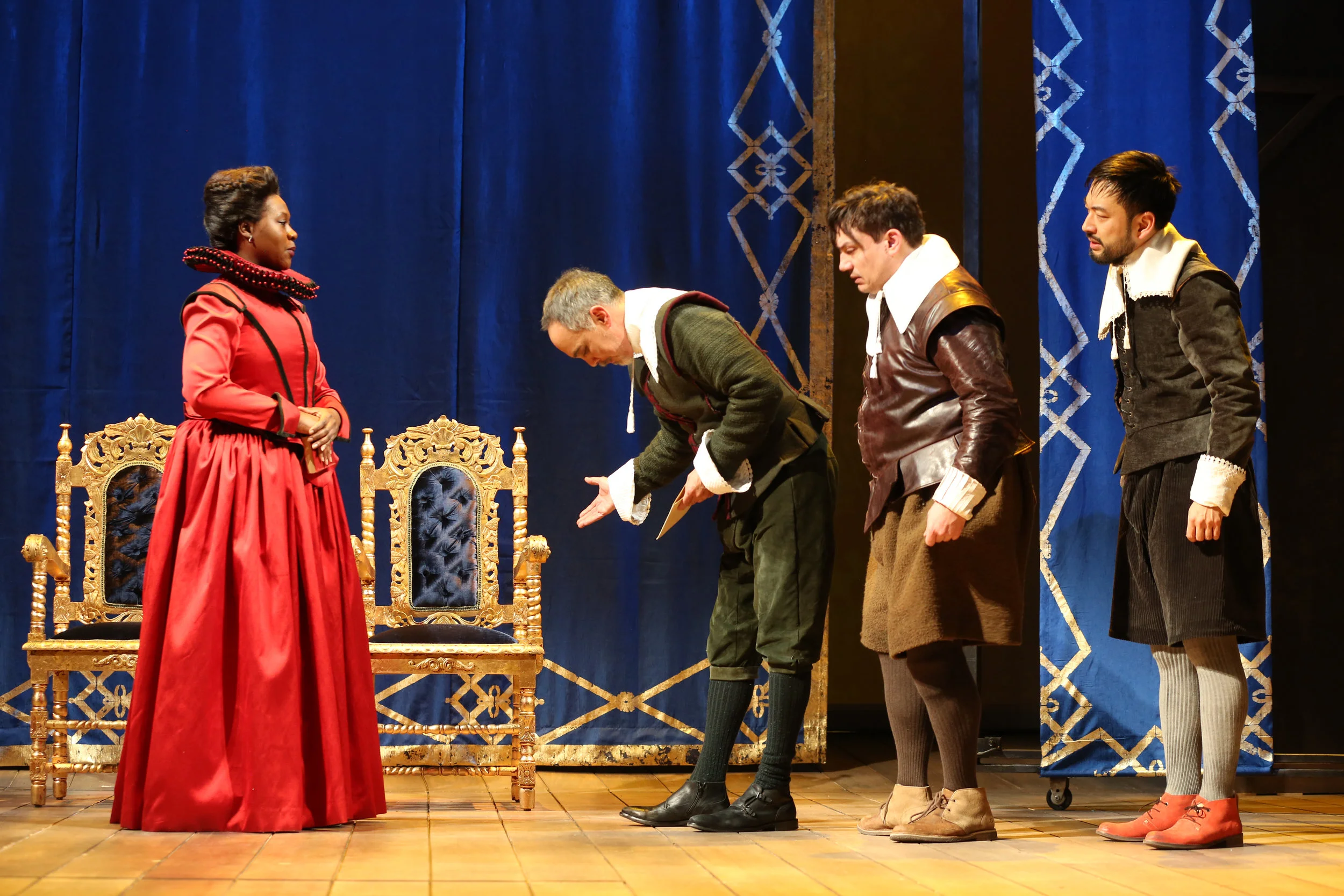 Anna Roos (Zenzi Williams), Burbage (Thom Sesma), Heminges (Christopher Ryan Grant), Shakespeare (Daisuke Tsuji) (photo: Joan Marcus)