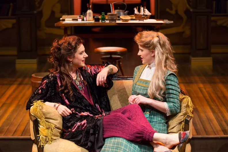 Hesione Hushabye (Charlotte Parry), Ellie Dunn (Dani De Waal) (photo: T. Charles Erickson)