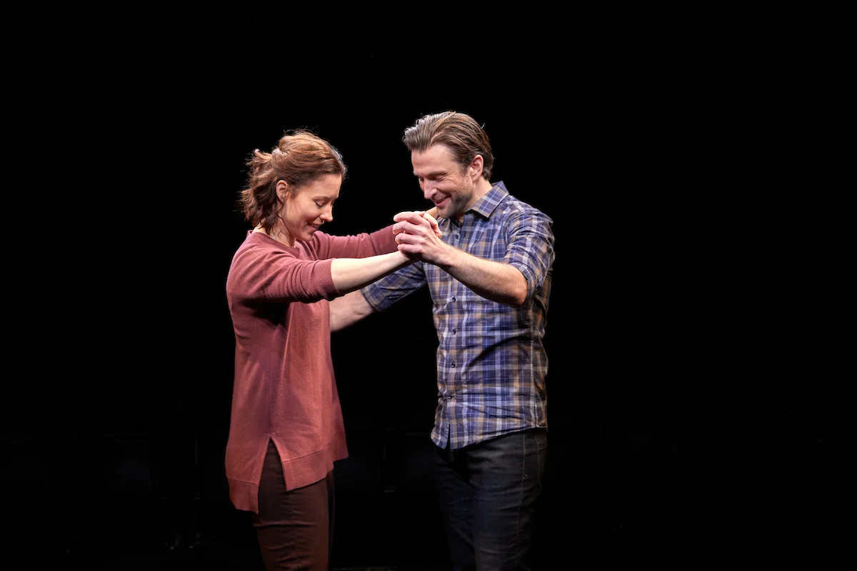 Marianne (Allison Pistorius), Roland (M. Scott McLean)