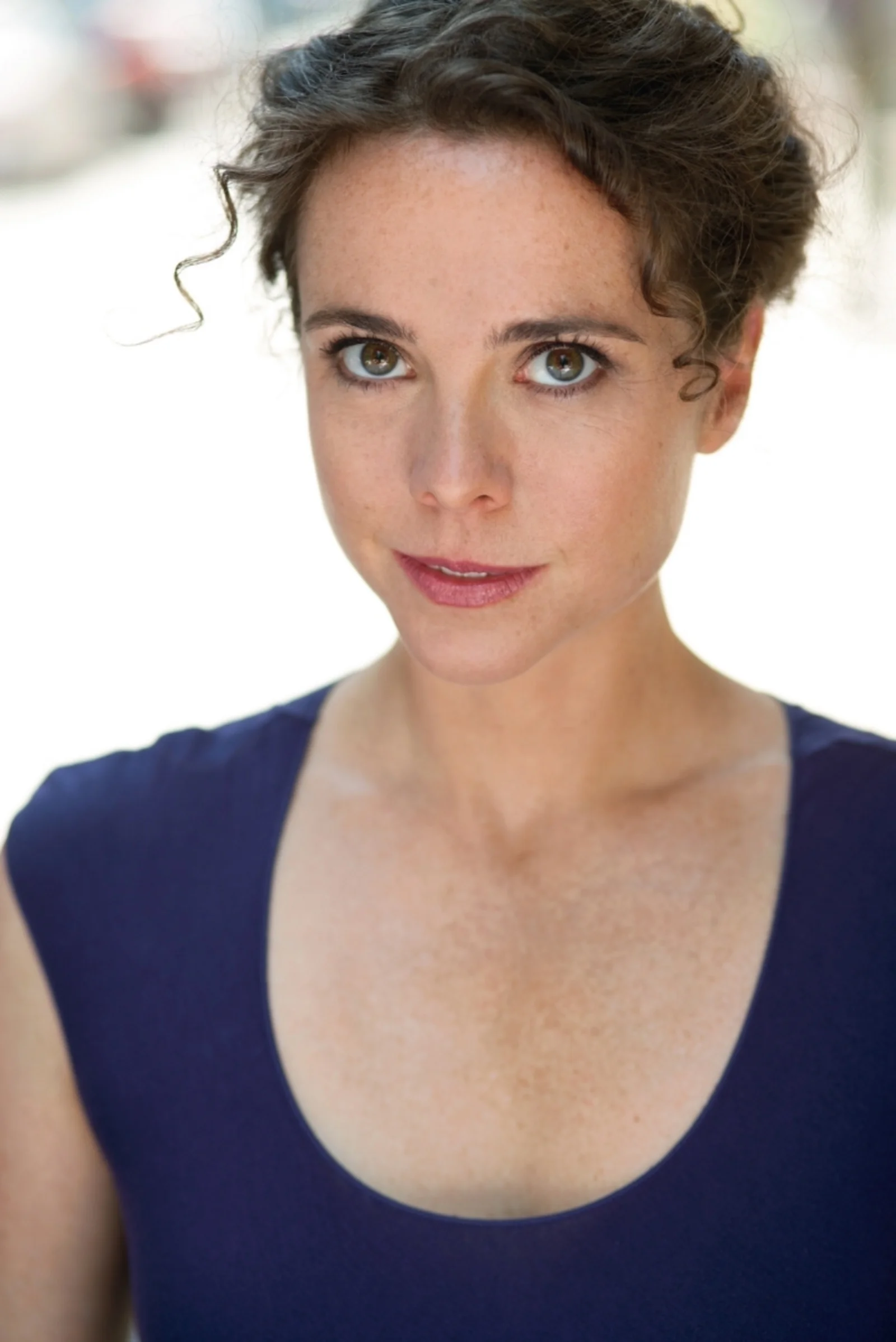 Catherine Gowl Headshot.jpg