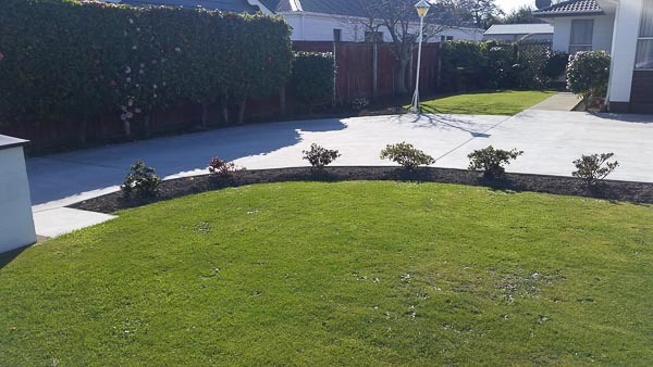 Plain Concrete driveway Wellington NZ