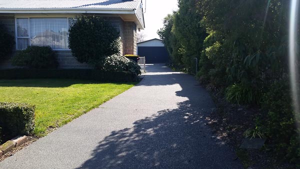 Concrete drive - Exposed Aggregate