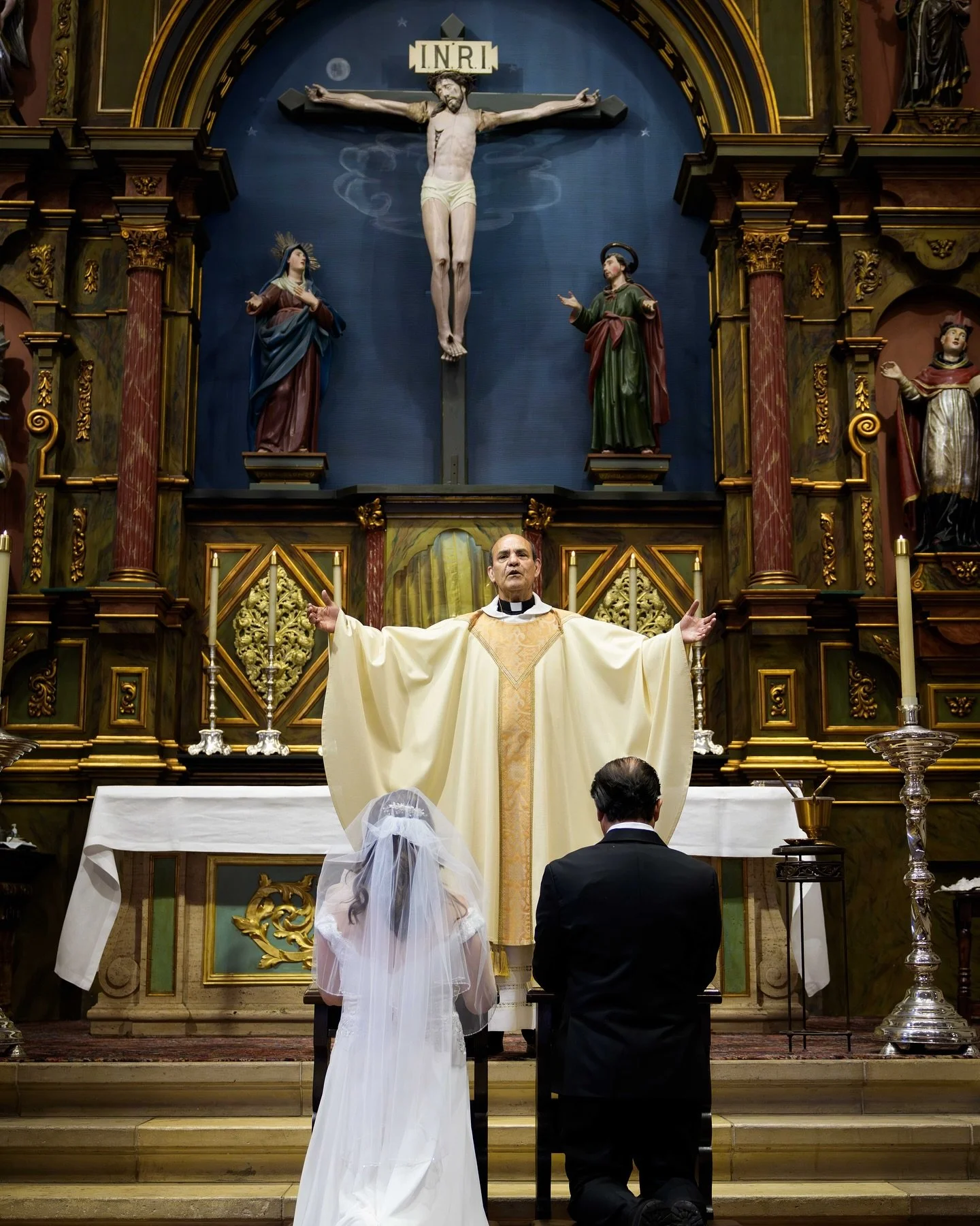 Some beautiful moments captured during Dennis and Patricia’s wedding at the Carmel Mission Basilica on June 27, 2025.
Want photos like this of your wedding? DM me or visit my website today! Let’s make you look good.
@831_wedding_guide @
