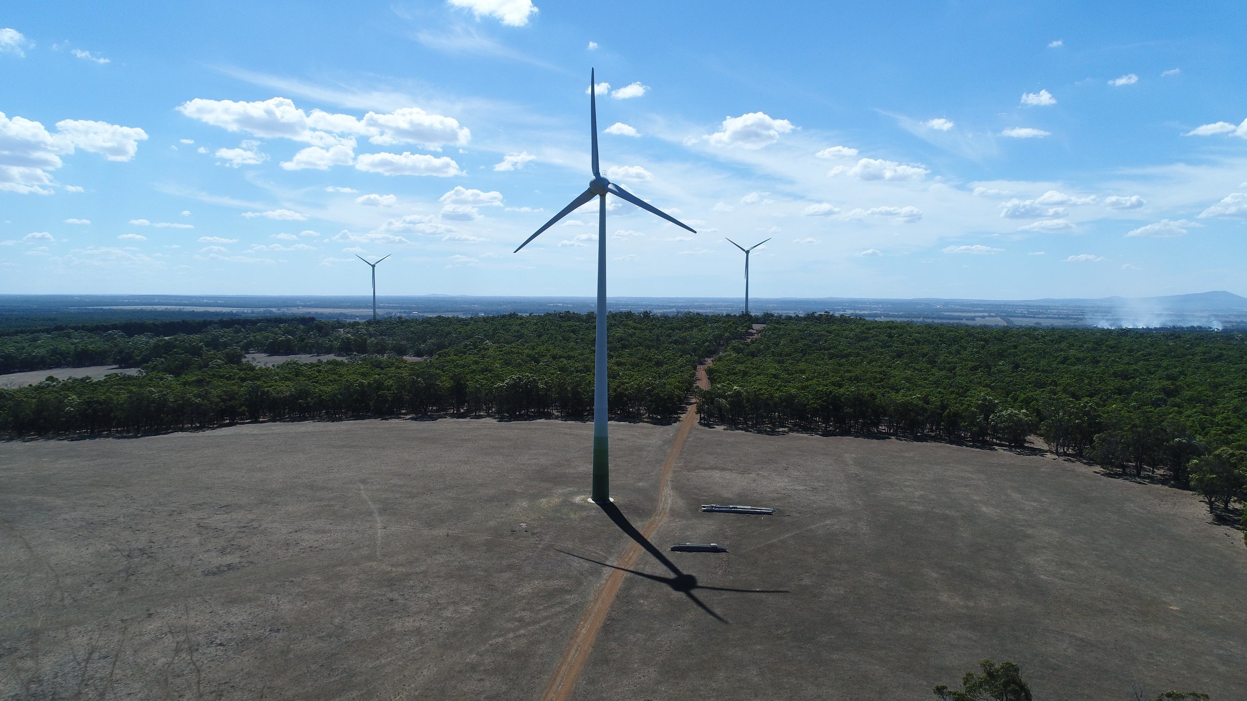 Last week at the Energy and Mines Summit, Perth company Advanced Energy Resources (AER) announced it signed a long-term power purchase agreement with GMA Garnet to build a 3 megawatt wind and solar farm with battery storage near Kalbarri, Western Australia.