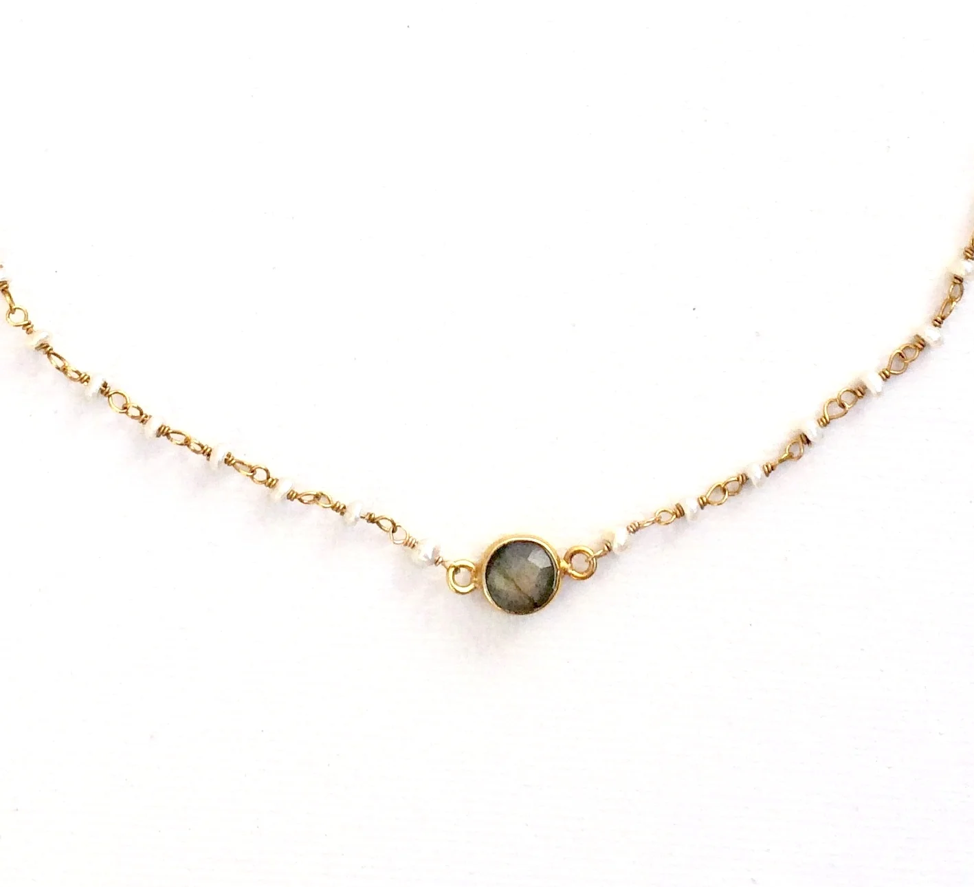 pearl choker1.jpg