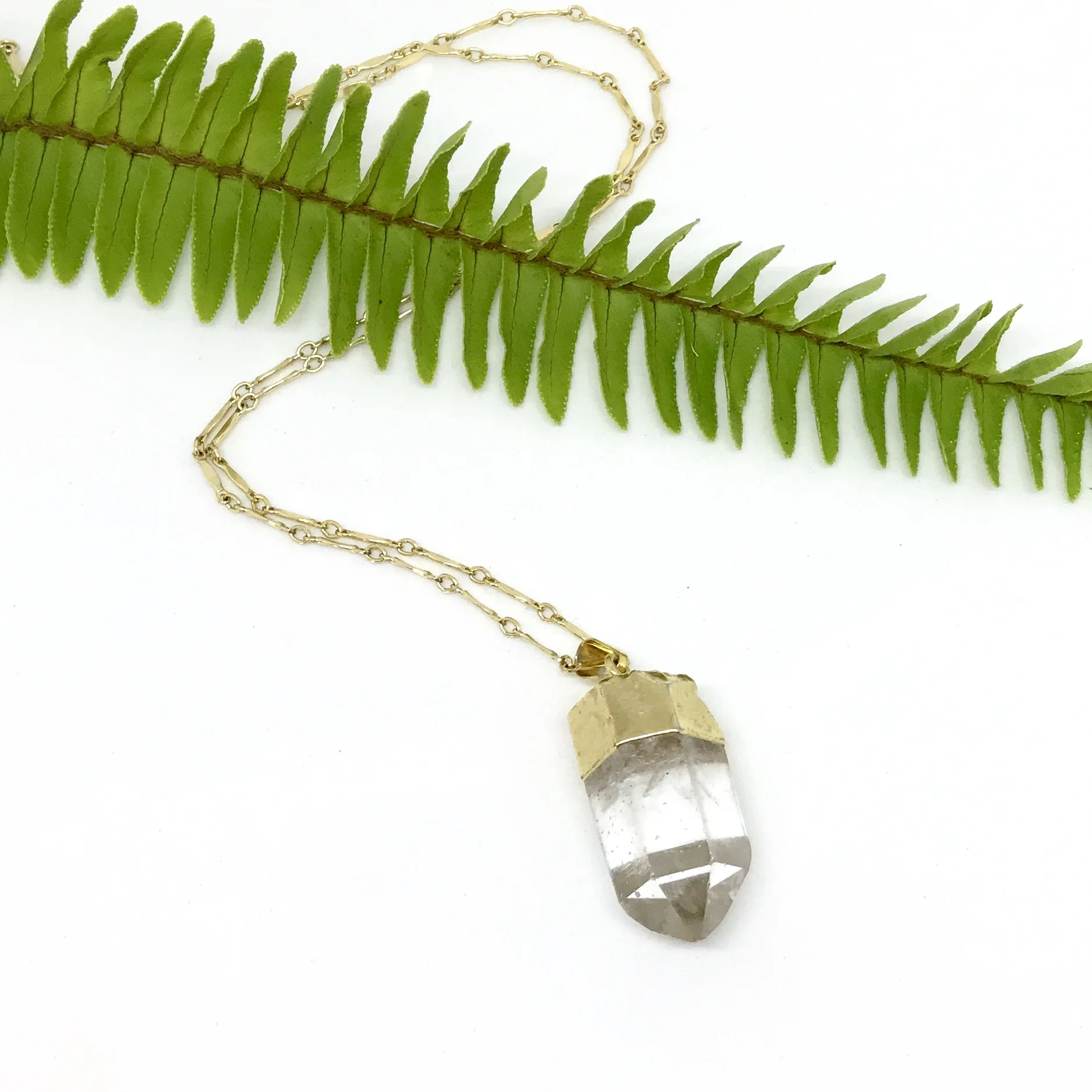 quartzpoint.necklace.jpg