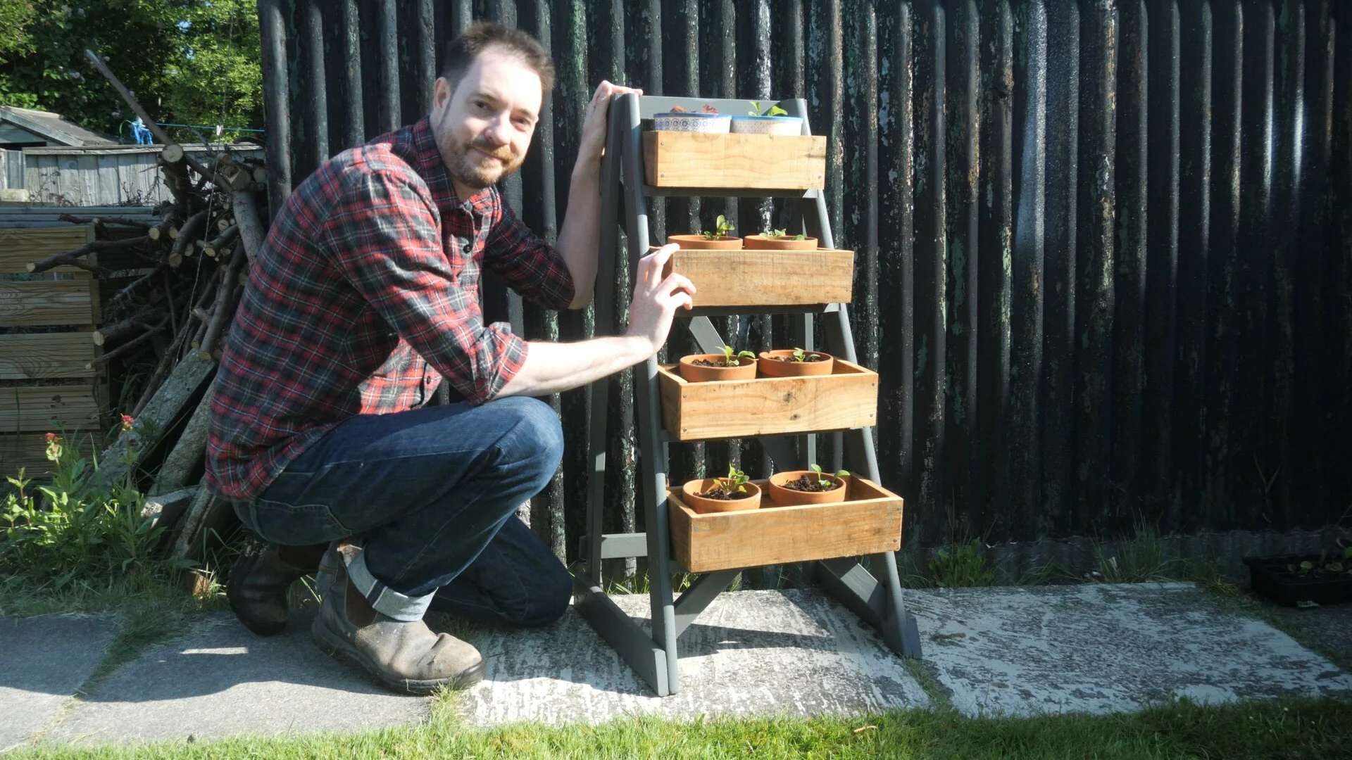 ladder planter .jpg