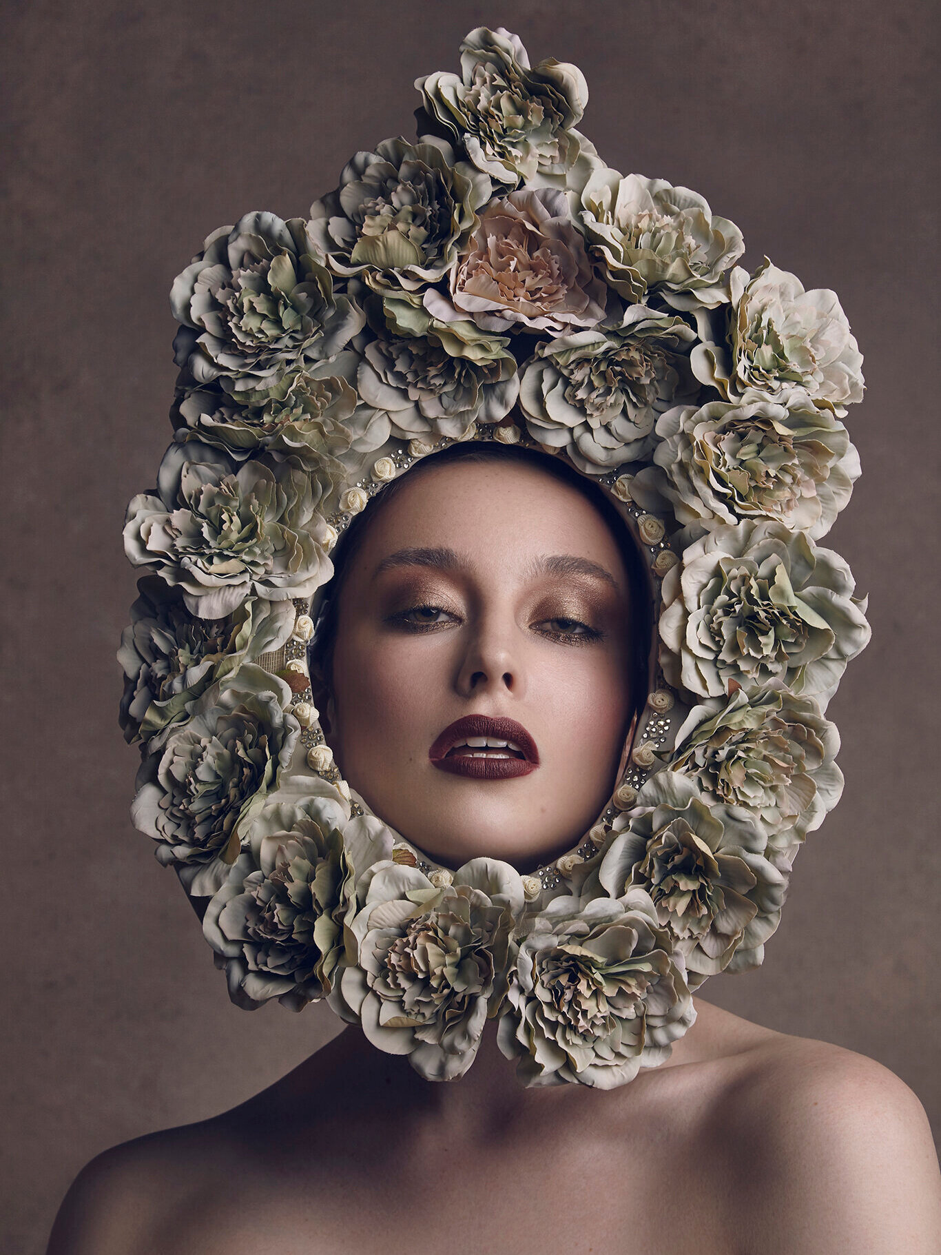 The-Flower-Book-by-Dana-Cole-floral-headpiece-model-fashion-photography-fine-art-photography-beauty-photo-floral-shoot-3.jpg
