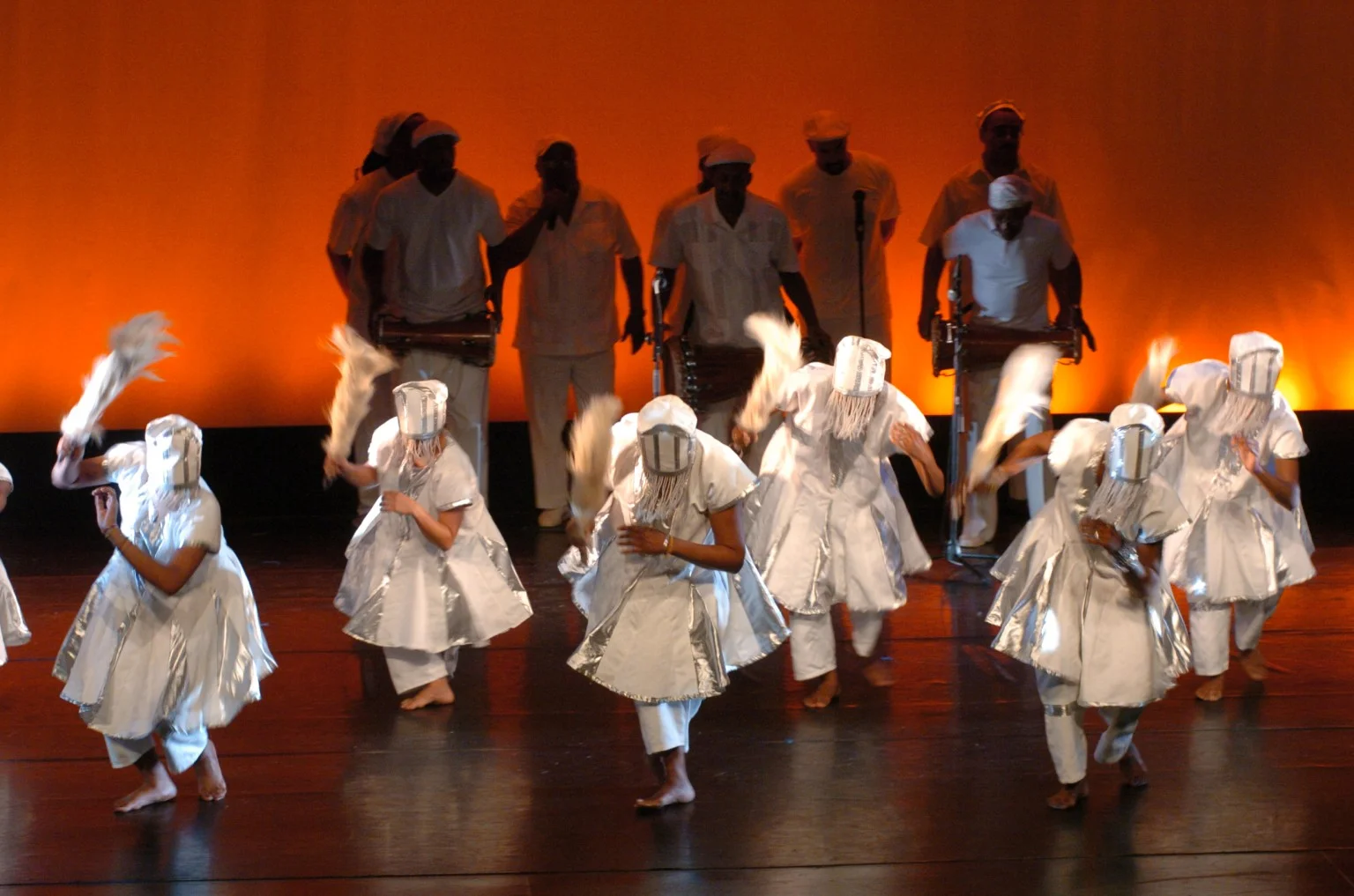 DANCE GROUP DURING A PERFORMANCE