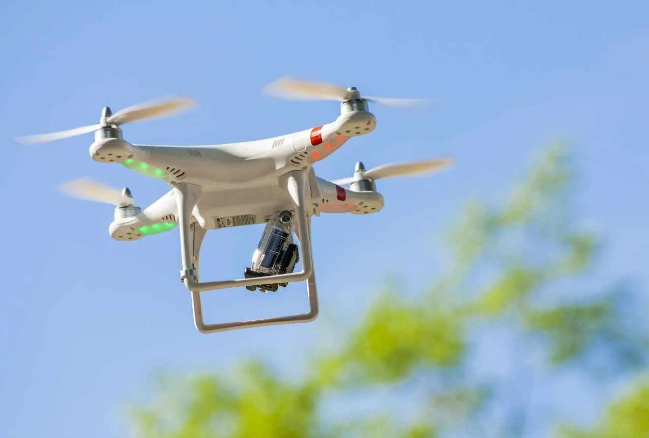 DRONE IN MOTION