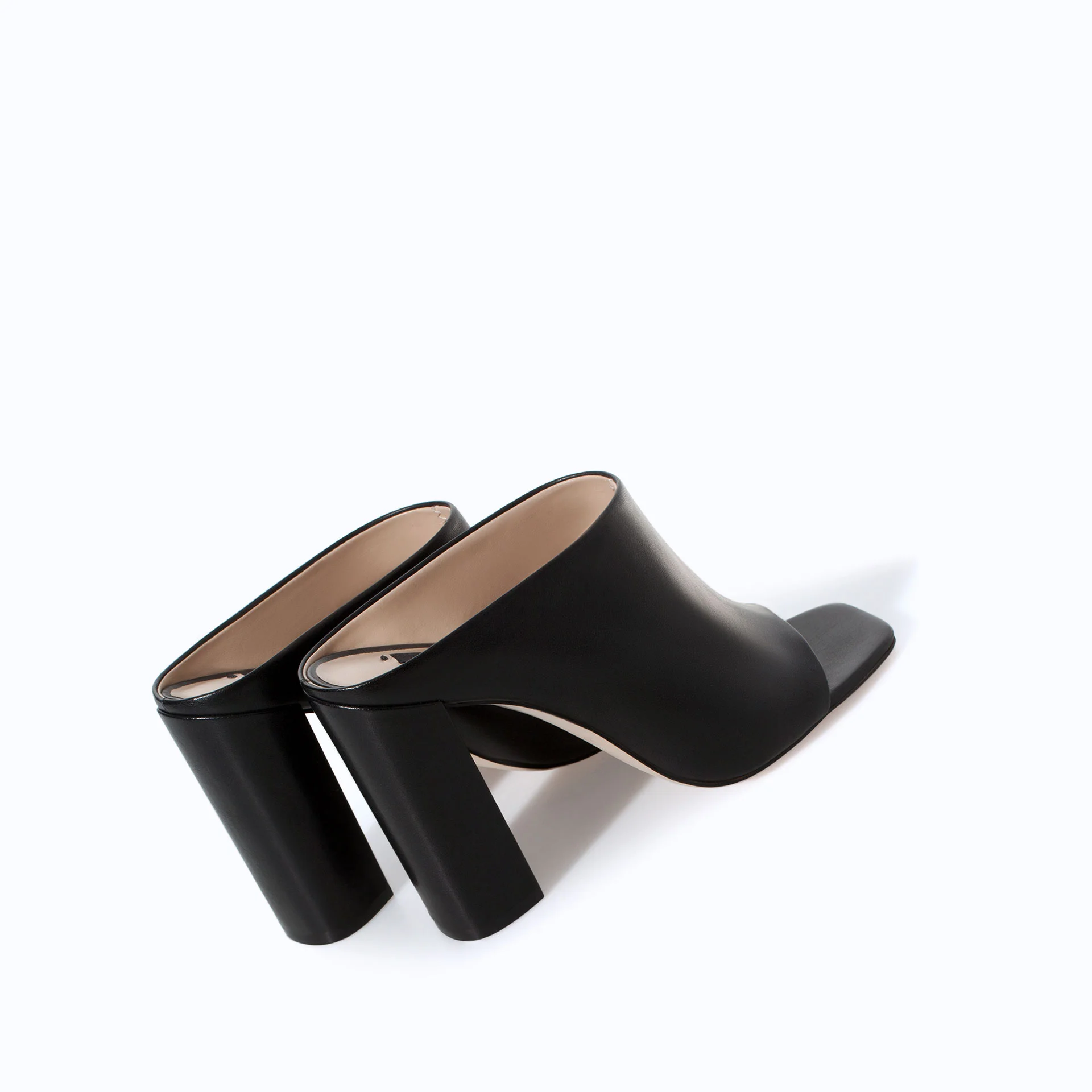 HIGH HEELED MULES
