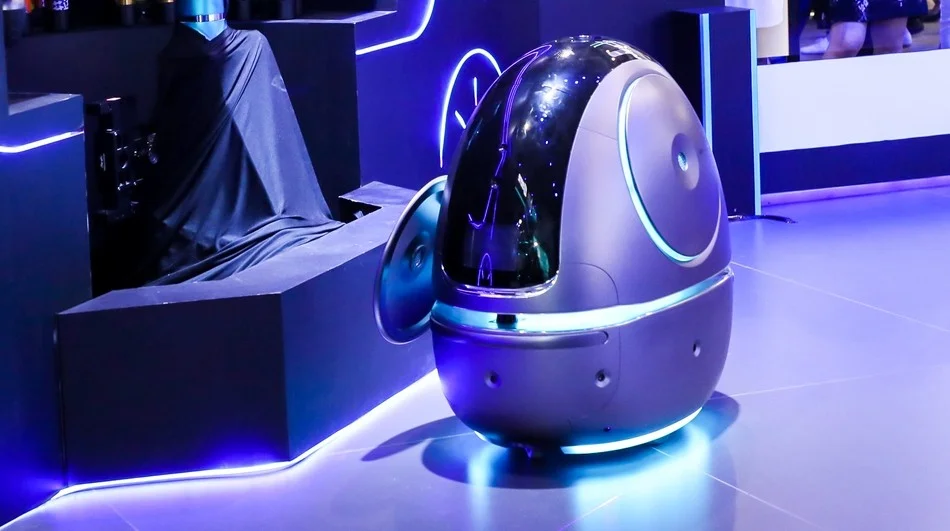Alibaba’s-making-robots-now-AI-Labs-Robot-photo-4.jpg