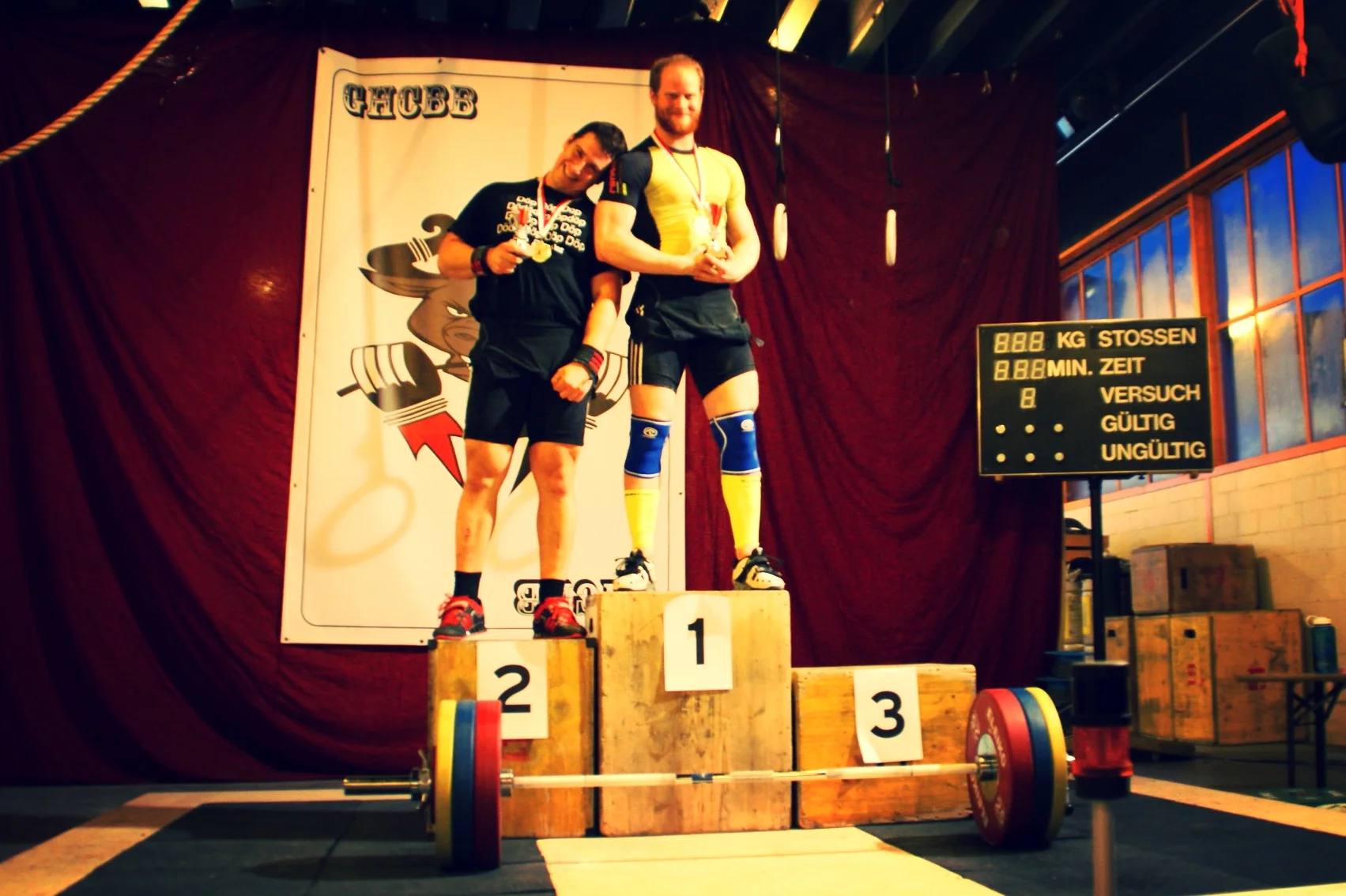 Die Head Coaches von CrossFit Basel Tom Schwander (1.) und Ramon Gysin (2.)