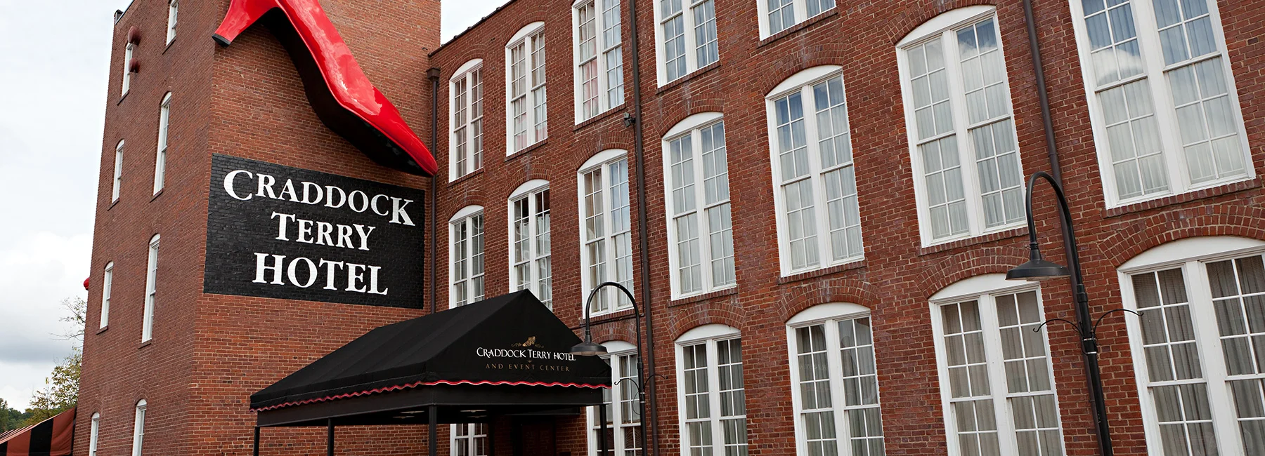Exterior-Daytime-CU_Header.jpg