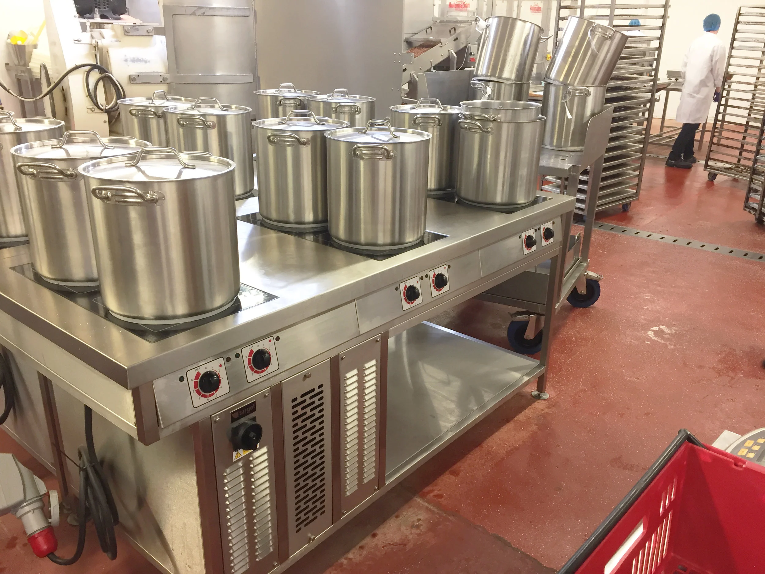 production-kitchen-induction.jpg