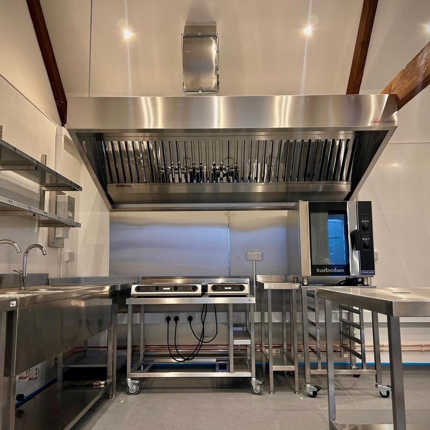 A couple more from one of our latest Complete Commercial Kitchen Projects 🎯 Designed, Manufactured, Supplied and Fitted by Target 🙌 
.
A pleasure collaborating with @beingpeaceUK on their latest centre in the Forest of Dean, Gloucestershire - creat