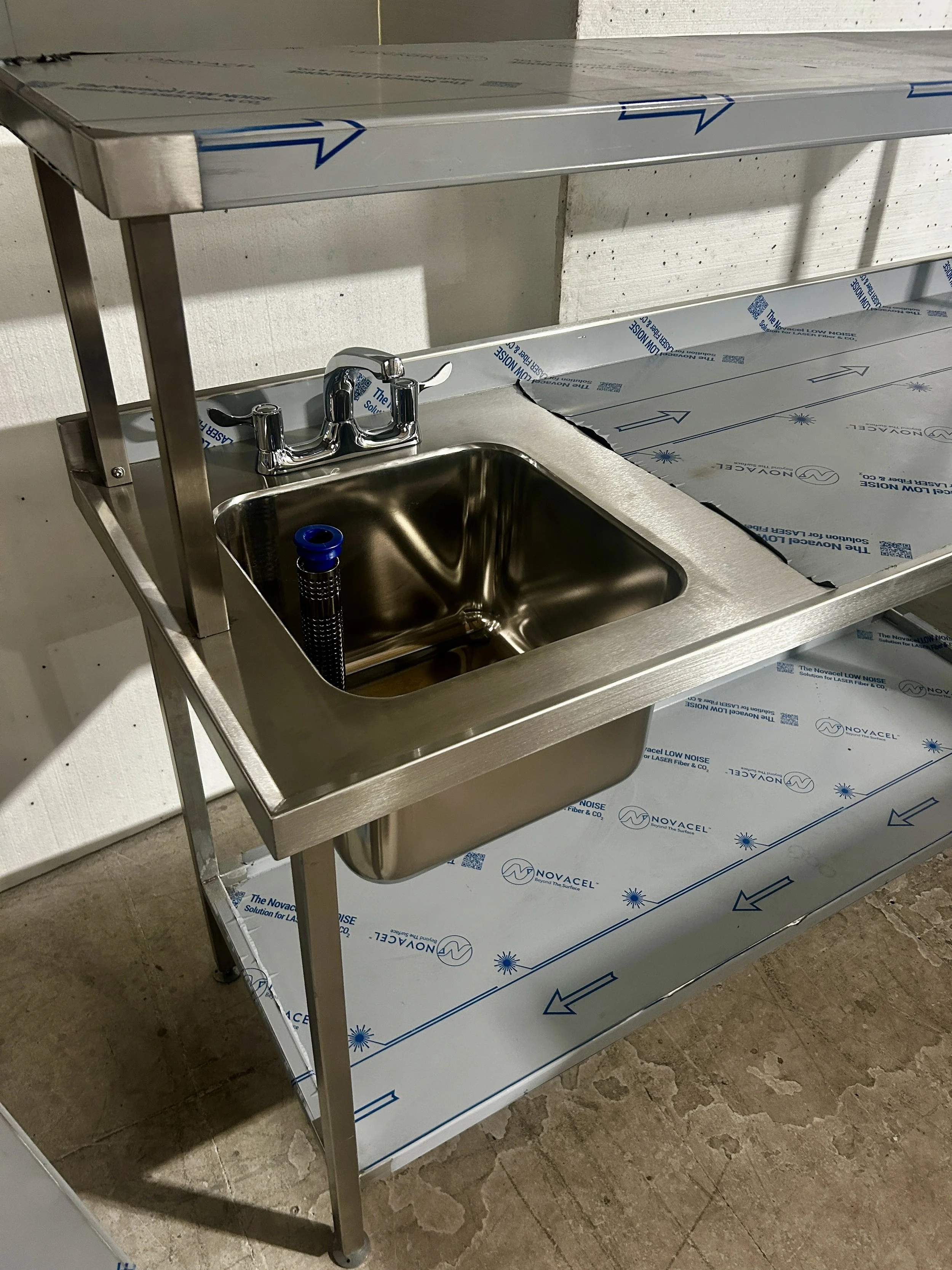 Sink Unit - Stainless Steel - Commercial Sink - Sink Bowl and Mixer Taps - 606.jpg