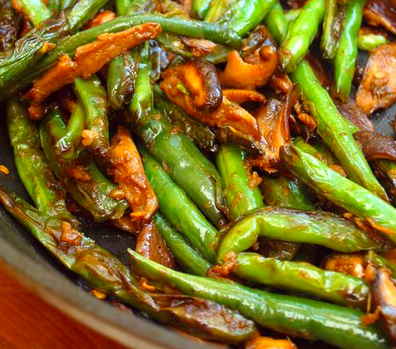 Stir-Fried Szechuan Green Beans