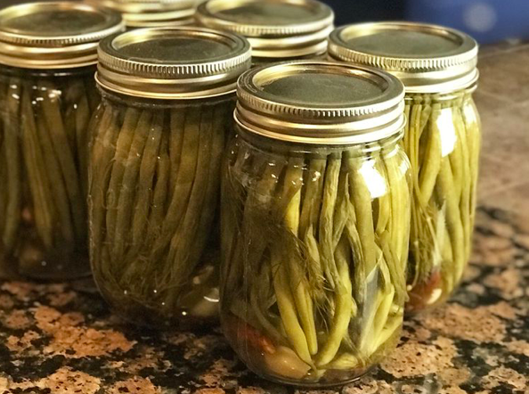 Crisp Pickled Green Beans