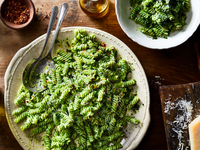 Fusilli with Kale Cashew Pesto