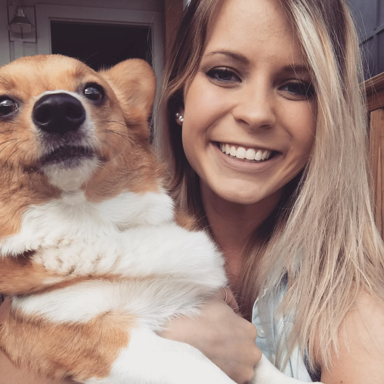 Samantha Holly - Dog Walking Manager: Sam has been with Nashville Tail Blazers since November 2016. She grew up with a childhood best friend named Max, a Chesapeake Bay Retriever, and later Sawyer, a Rhodesian Ridgeback mix. Upon moving to Nashville in 2013 to study at Belmont University, Sam became the proud dog mom of her Corgi, Winnie. Four years later, she found herself with another fur baby, Montgomery, a Boxer mix who she rescued from the side of the highway. You can usually find Sam hanging out with Winnie and Montgomery at the dog park, playing piano, or watching countless episodes of Law and Order: SVU.