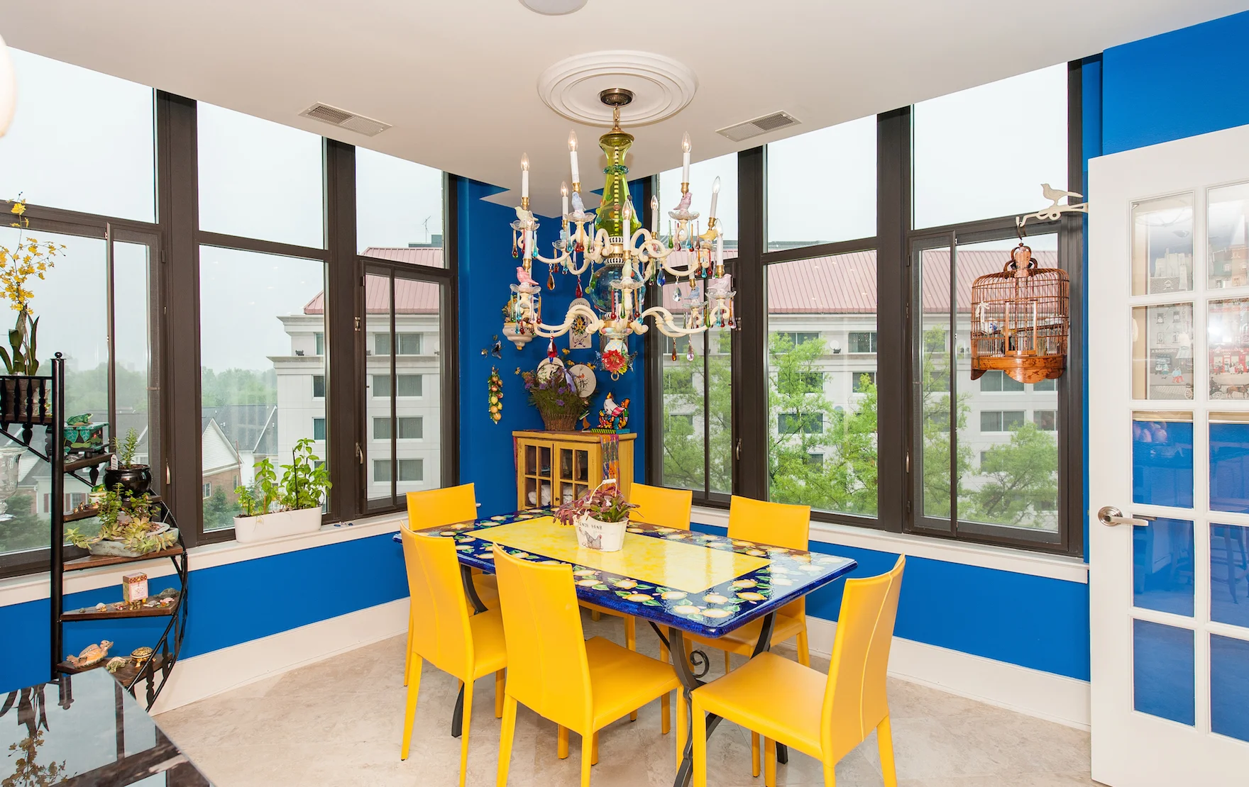 Breakfast Room