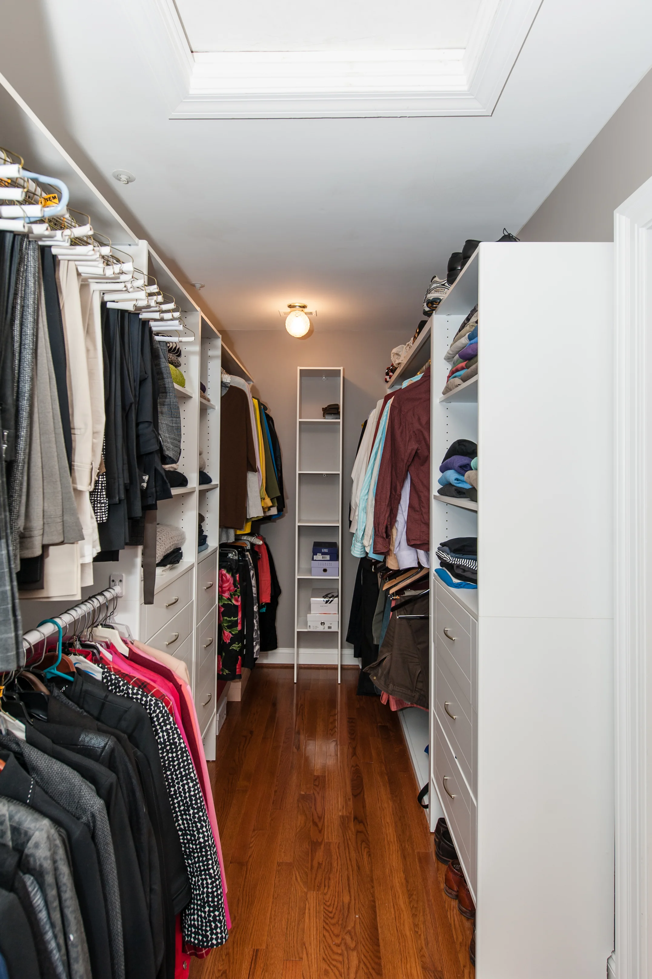 Walk-in Closet