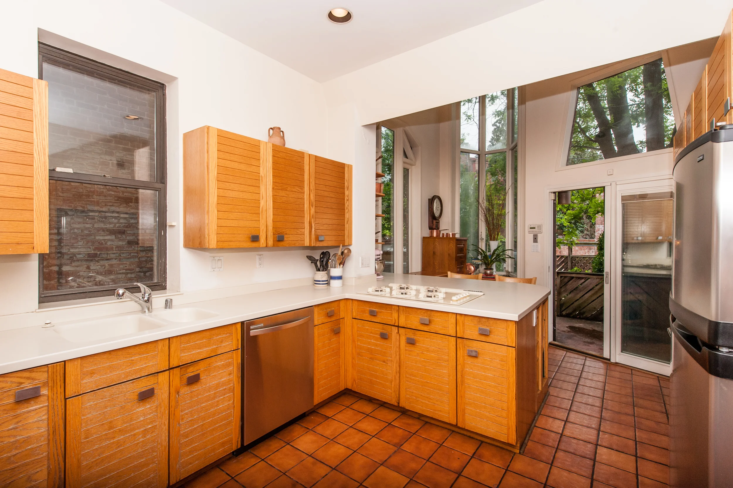 Airy and Bright Kitchen with Access to Patio and Parking