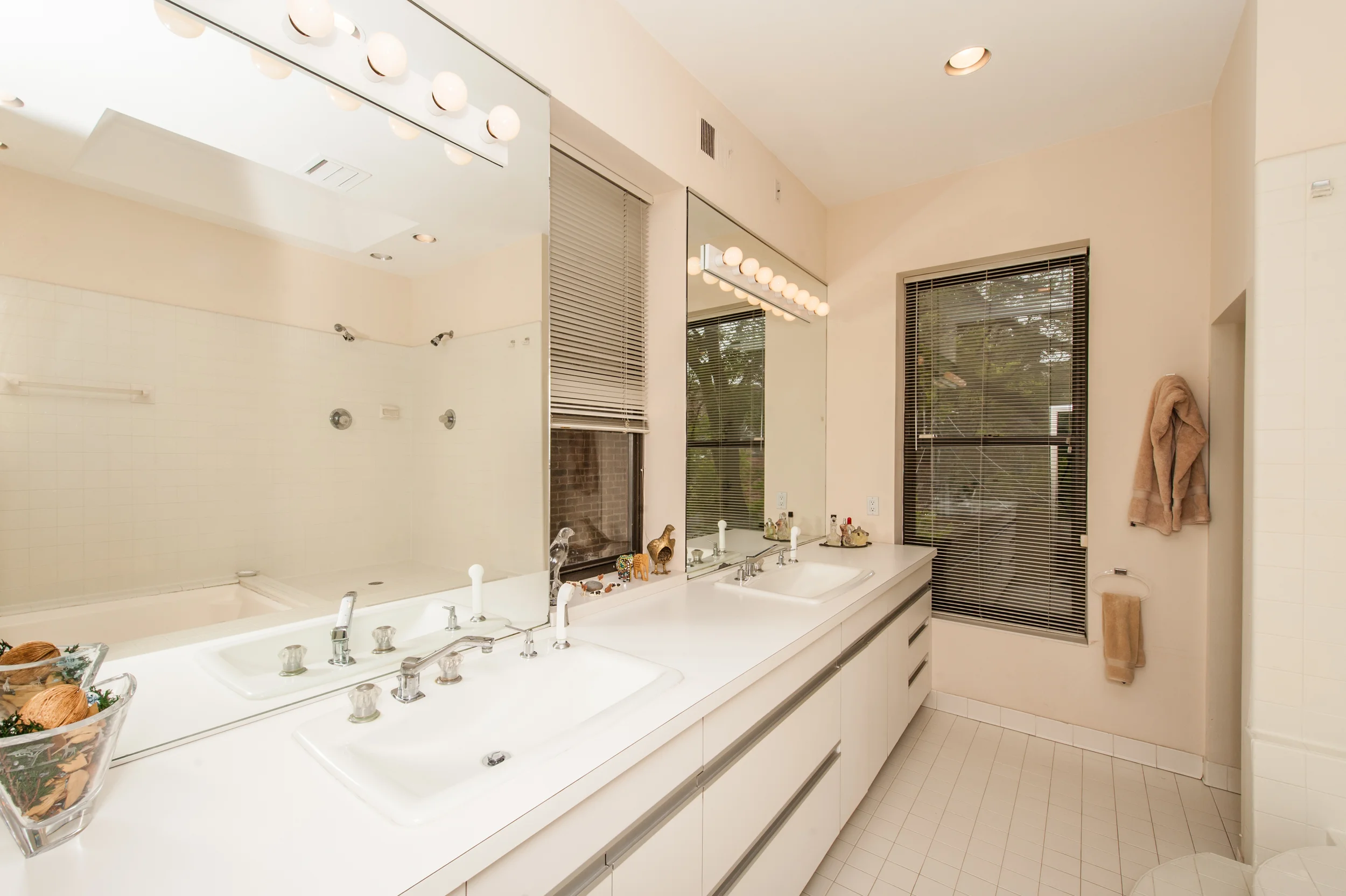 Master Bathroom with Jetted Tub and Separate Shower