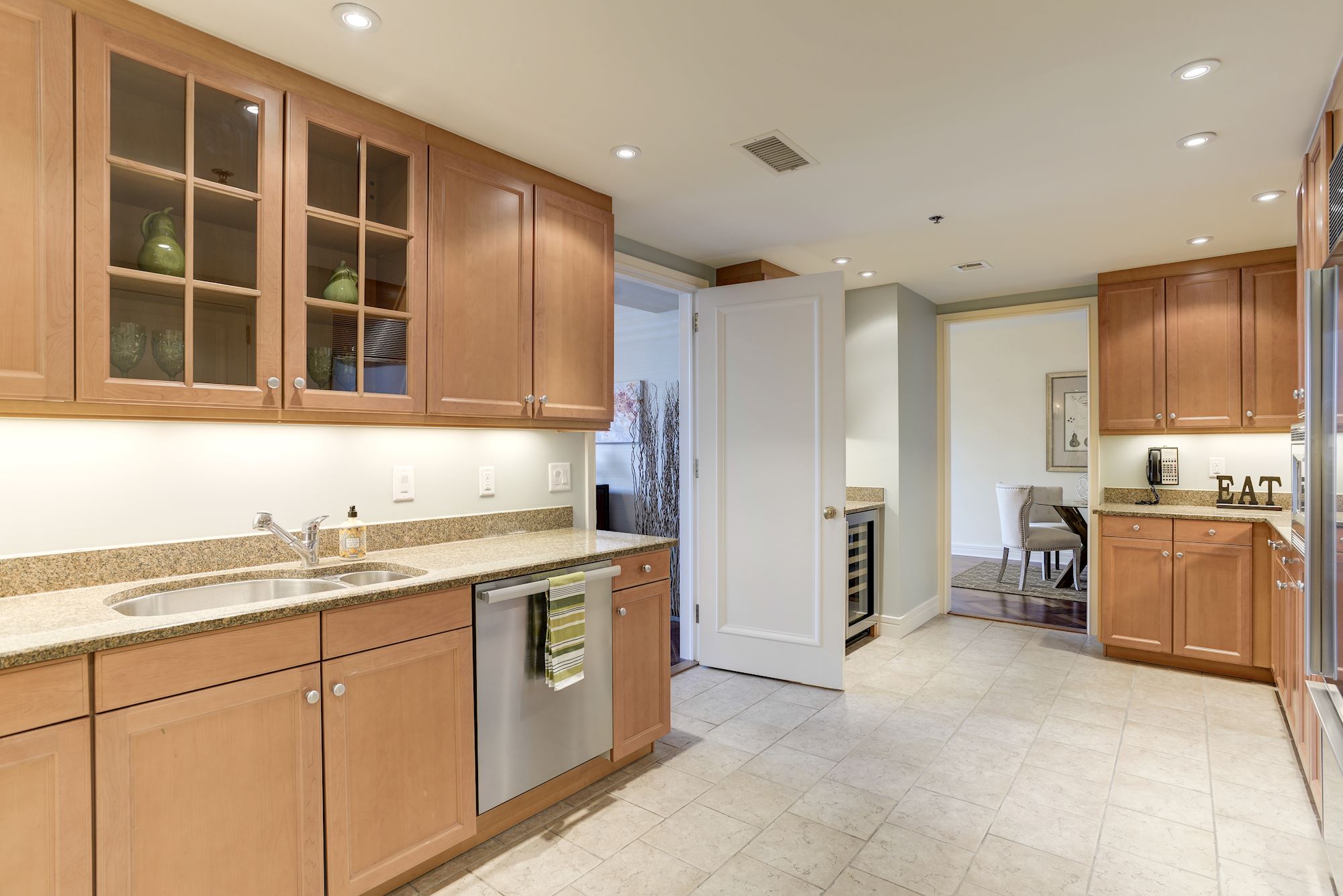 Gourmet Kitchen