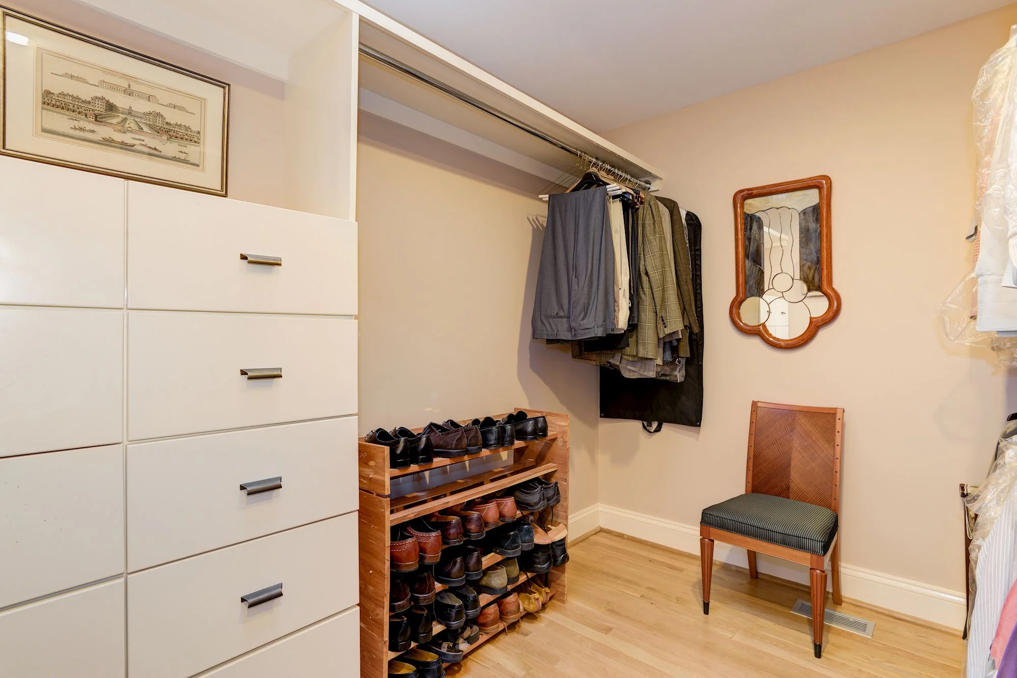 Master Dressing Room II