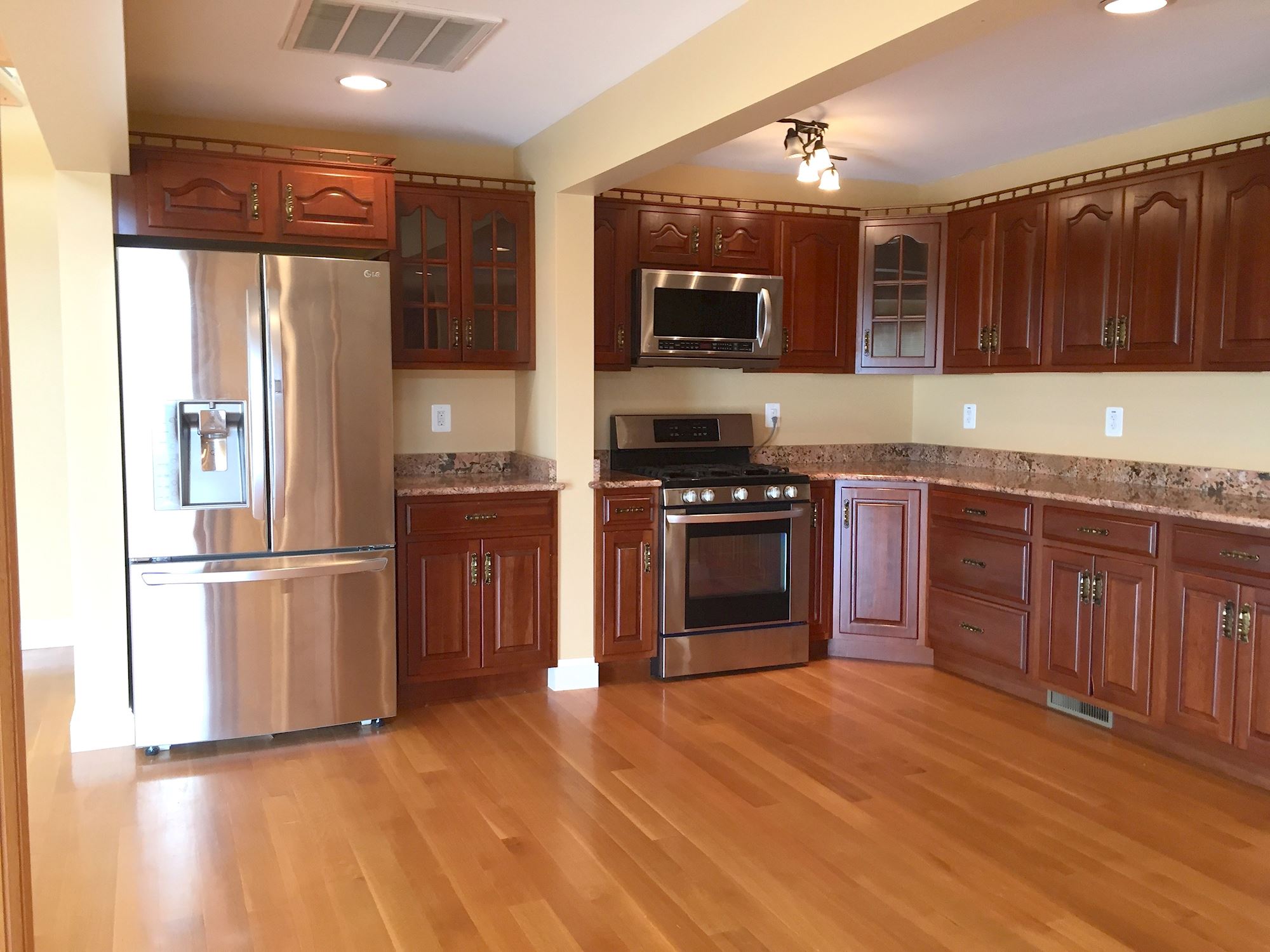 Spacious Kitchen