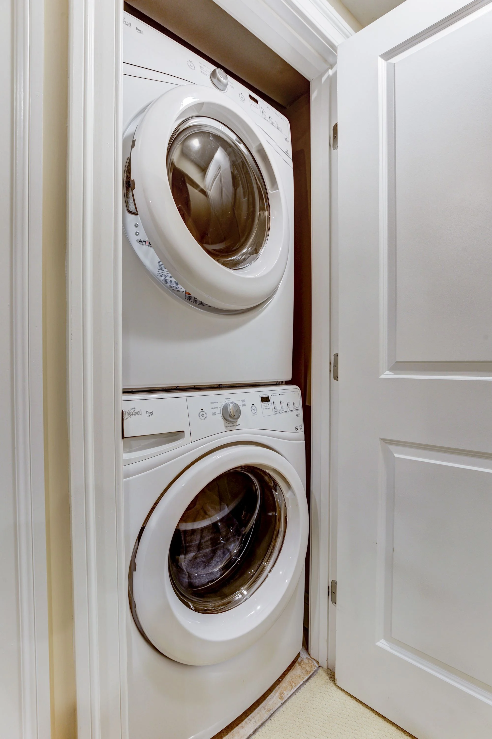 Full-size Washer & Dryer