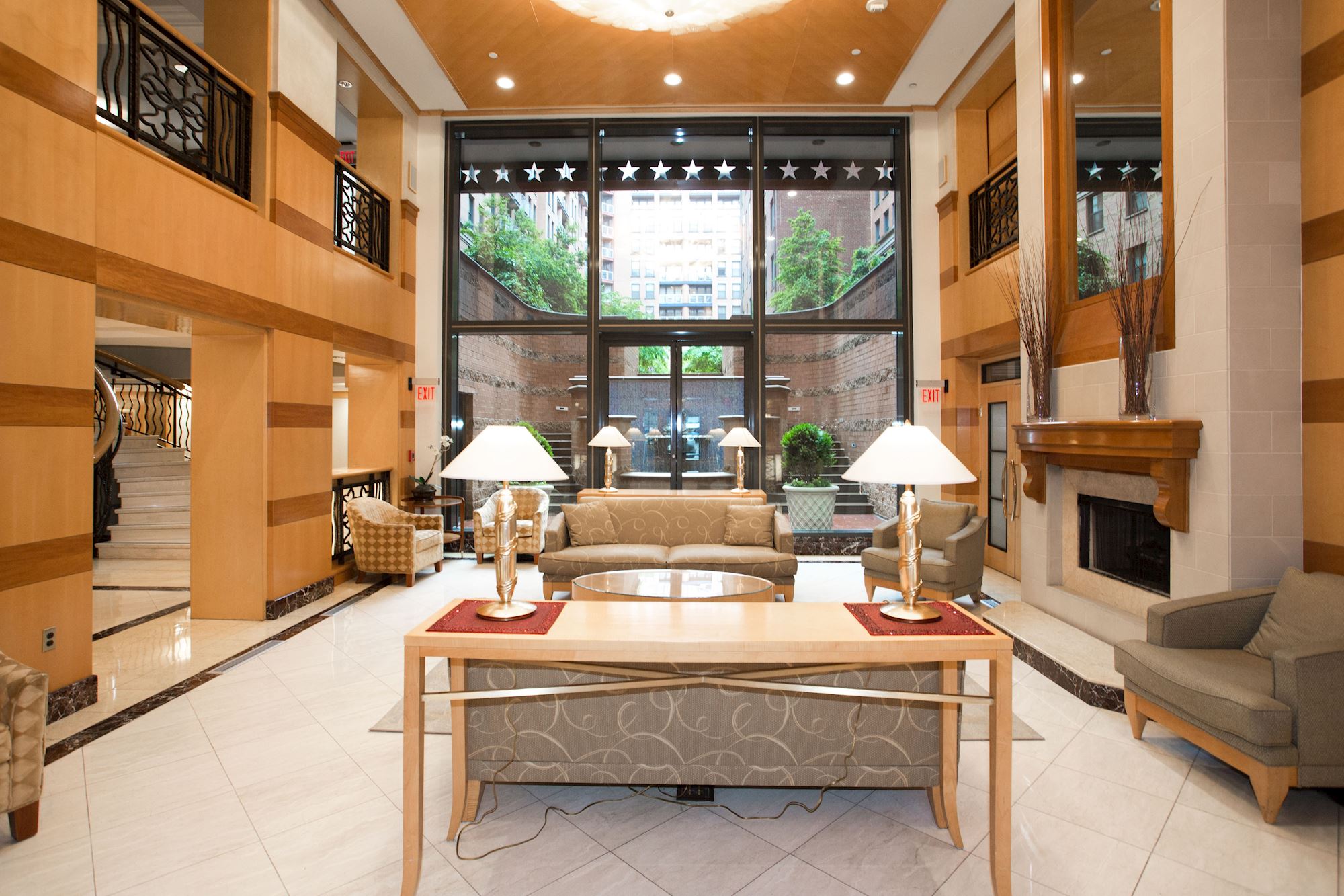20. Attended Lobby.jpg
