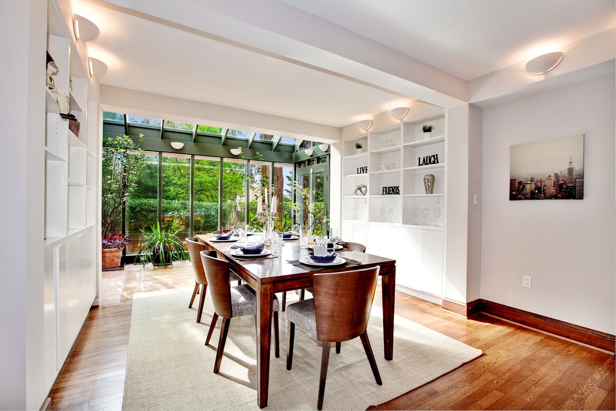 Formal Dining with Built-ins