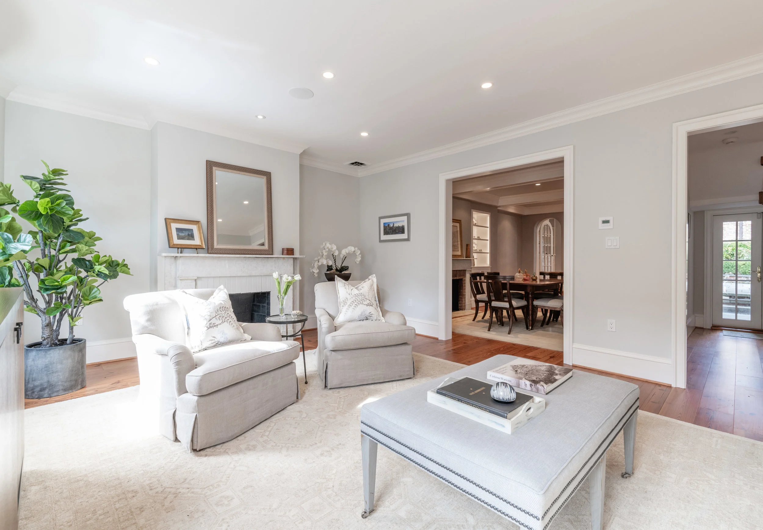 Living Room Features Sound System