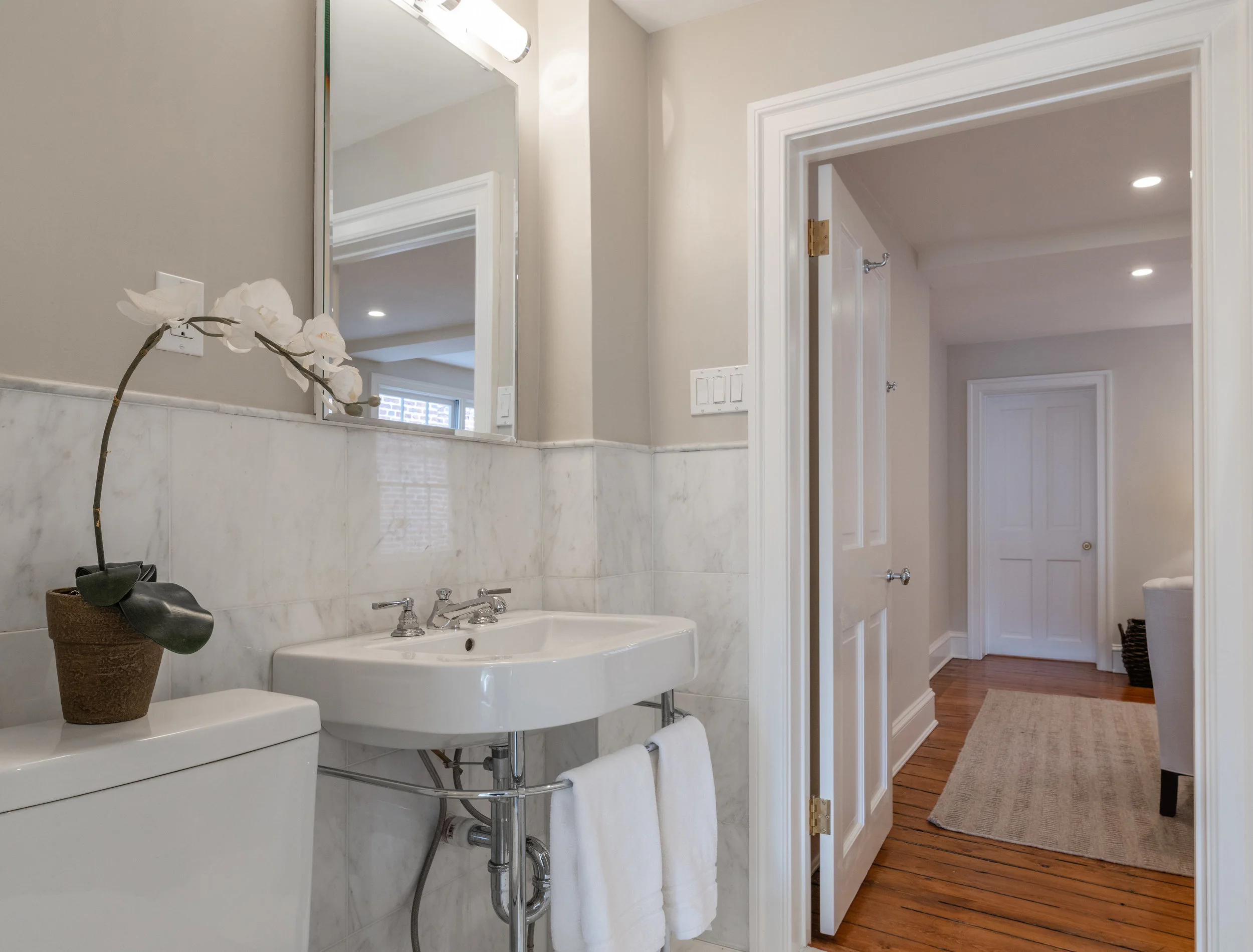 En Suite Master Bathroom