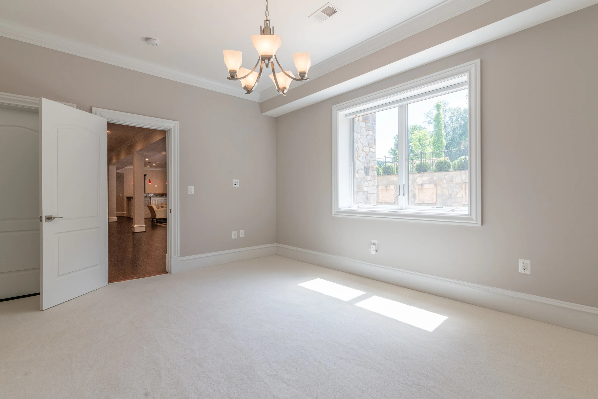 Lower Level Guest Suite