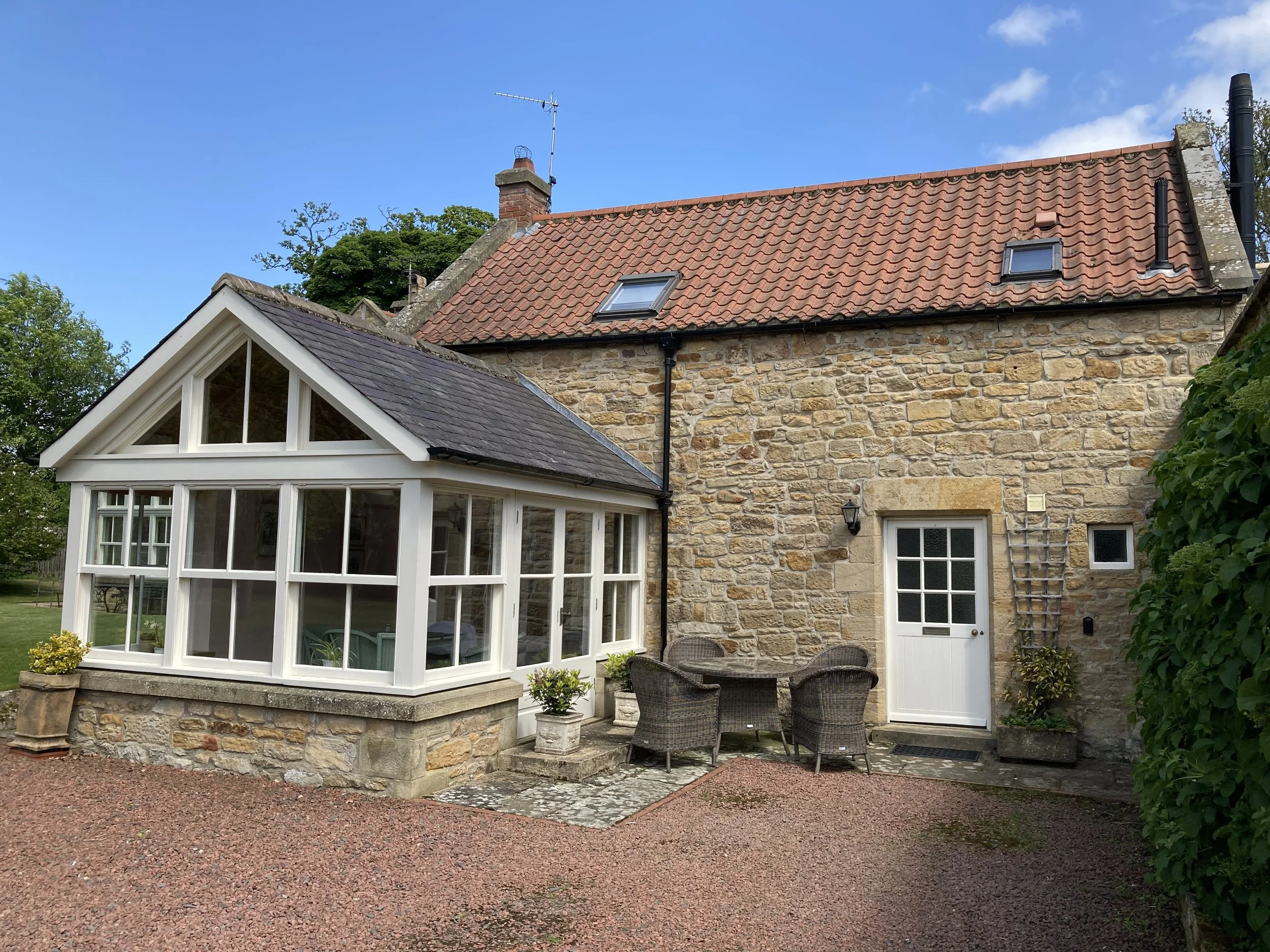 Cottage front.jpeg