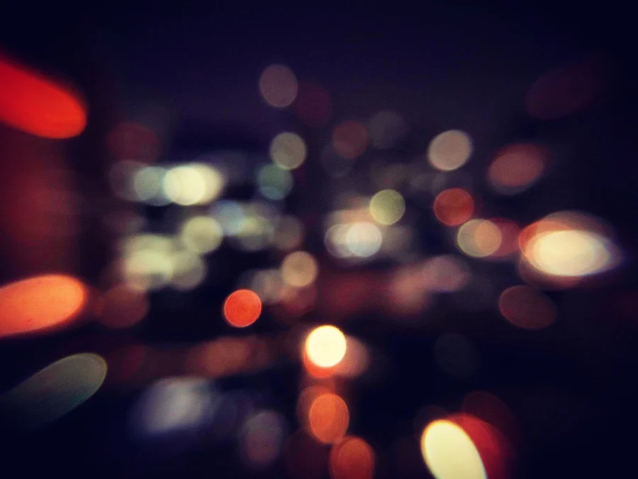 An apt assessment of any new place / time zone your first night. In this case: Bangkok.