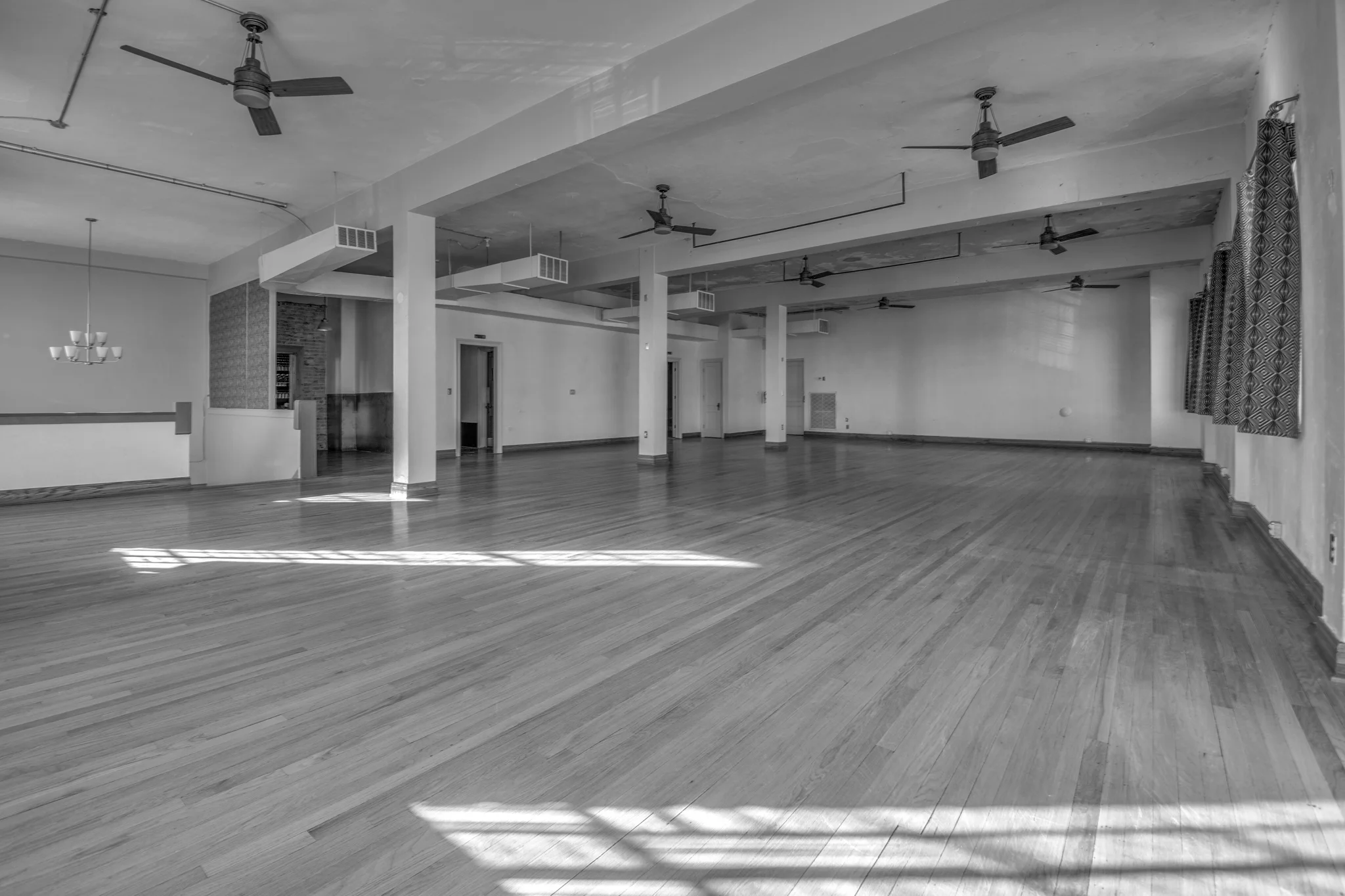 Paramount Room-9.jpg