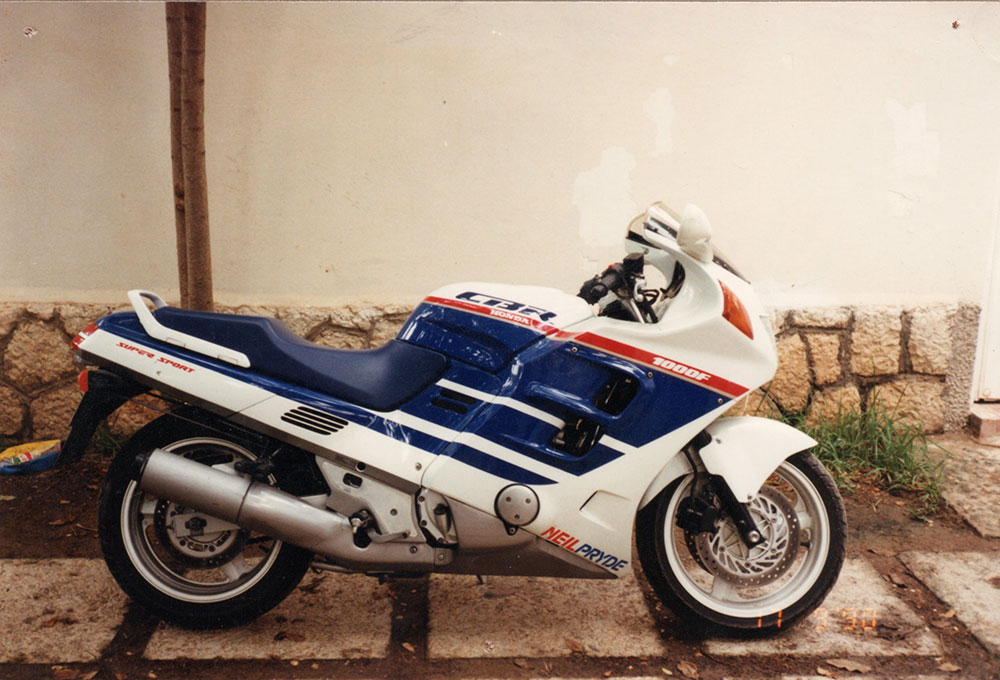 MOTO_CBR.jpg