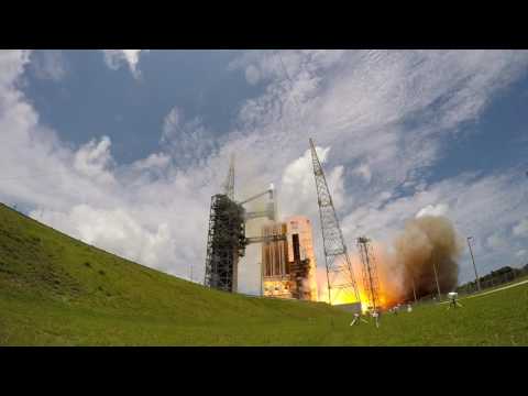 Delta IV Heavy Time-lapse & Launch of NROL-37