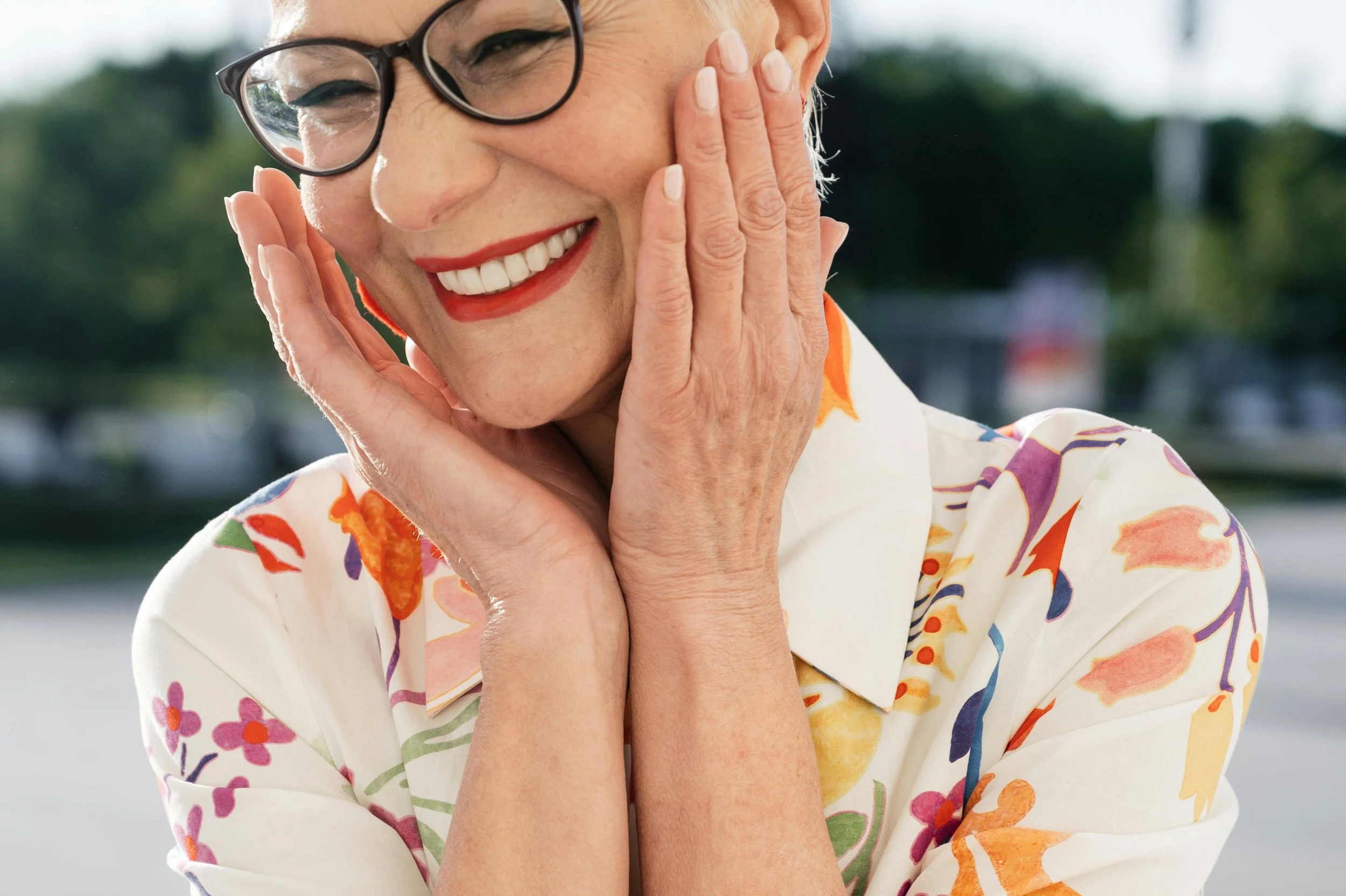 Who Needs Dentures? Columbia, Ellicott City and Howard County Guide to Candidates, Options &amp; Next Steps