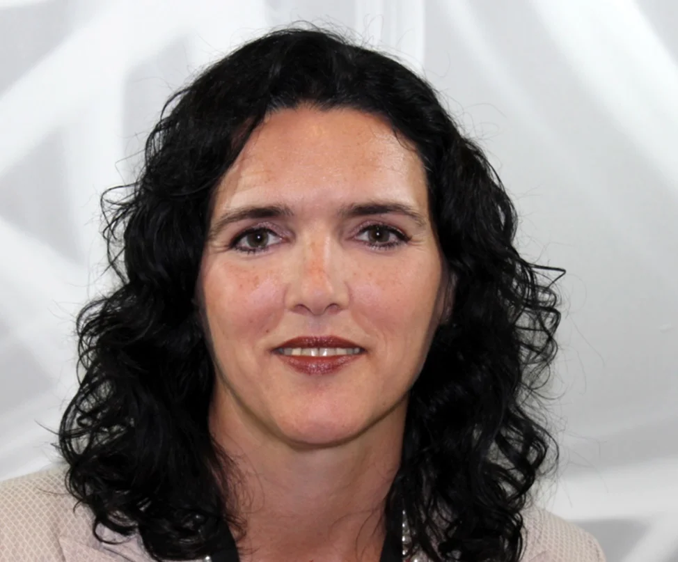Ms. Cathy Perron Senior V-P and Quebec Market Leader, Health & Benefits Aon Hewitt Inc.