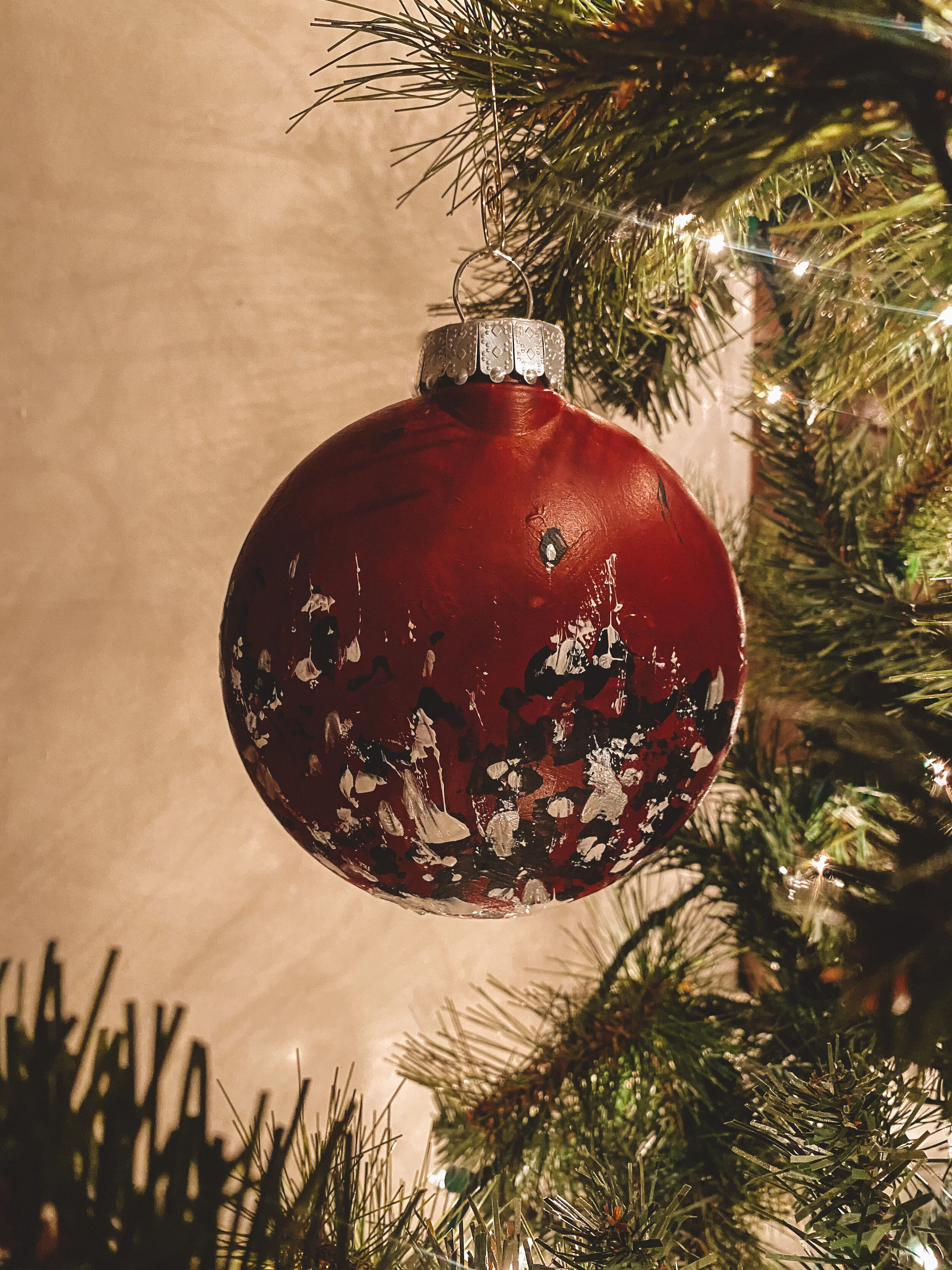 Single Ornament - Crimson