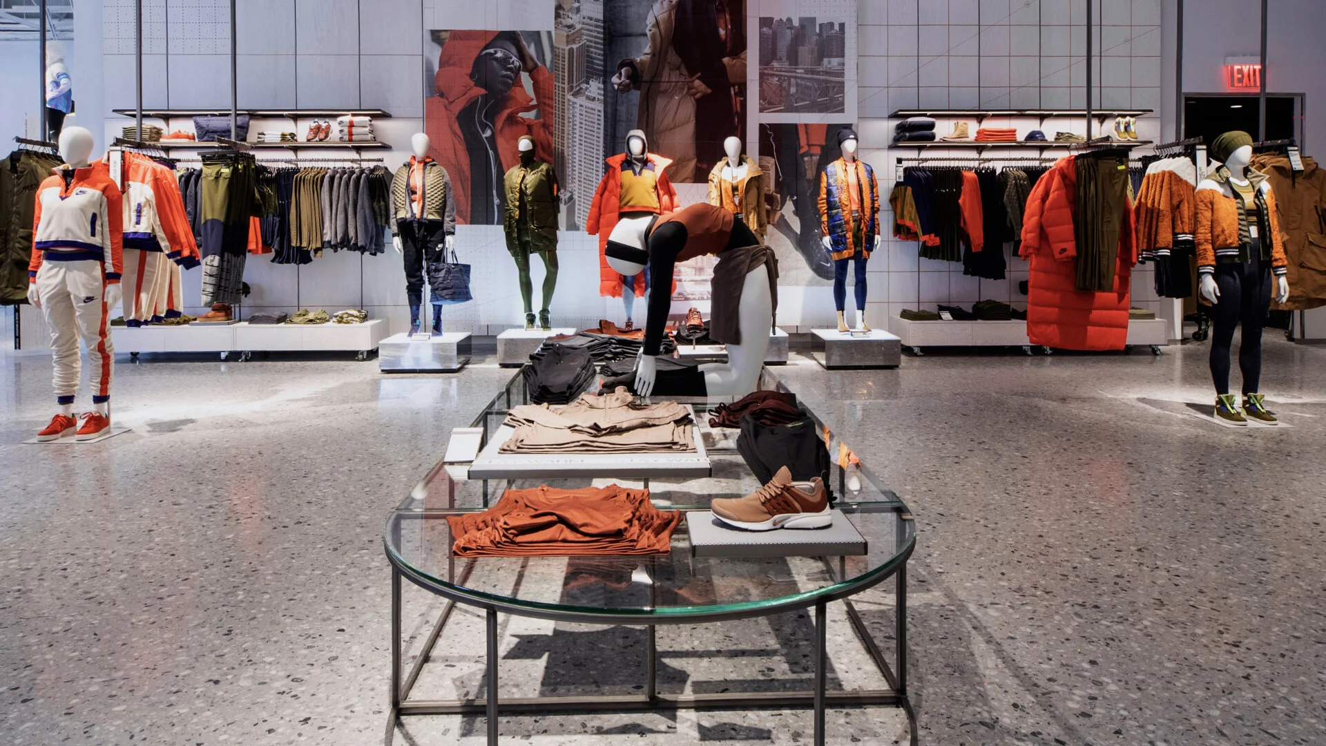 HOI_NY_SELECTS_111218 copy Extract 3.001.jpeg